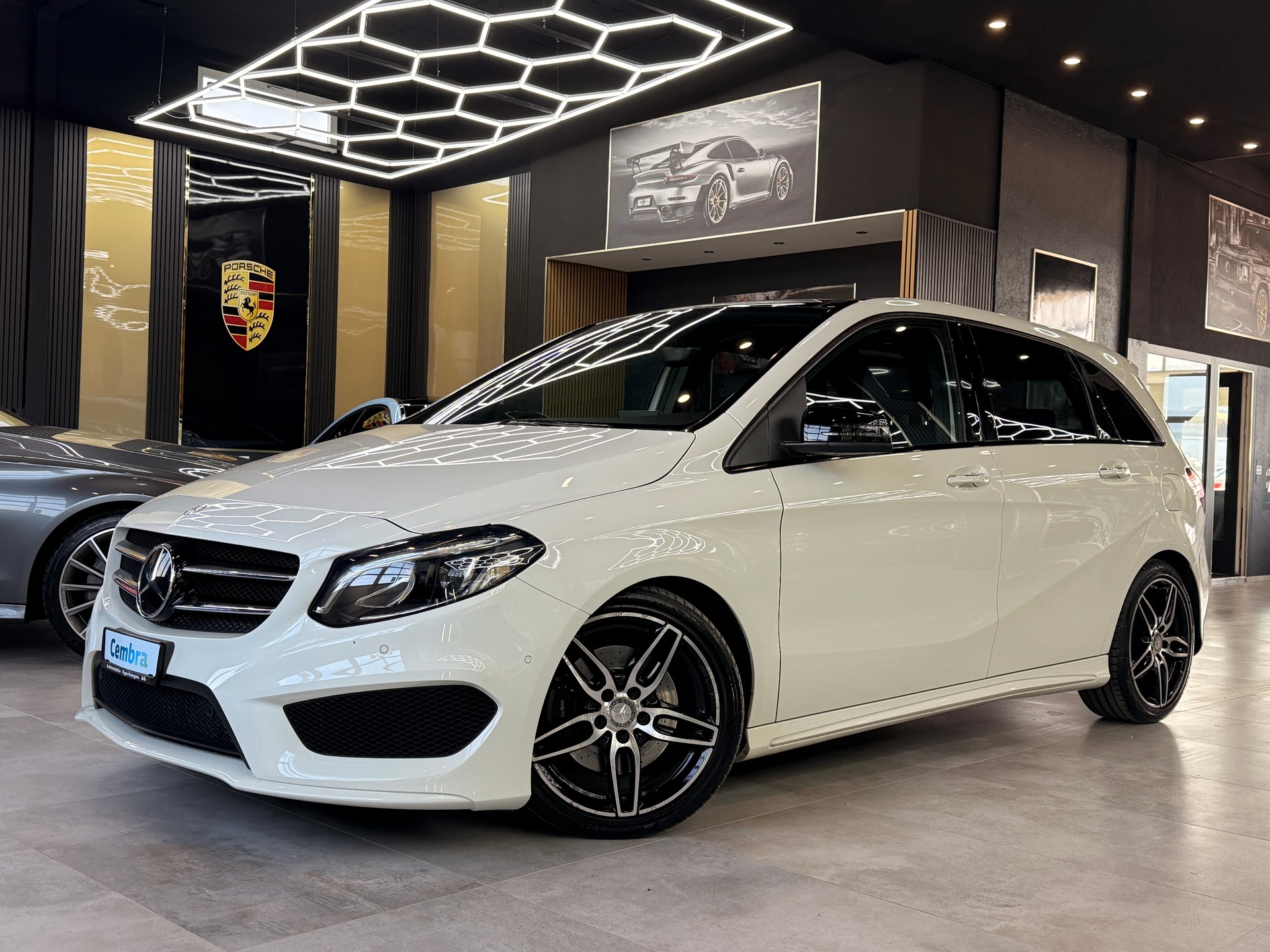 MERCEDES-BENZ B 220 CDI Swiss Star Edition AMG Line 4Matic-image-0