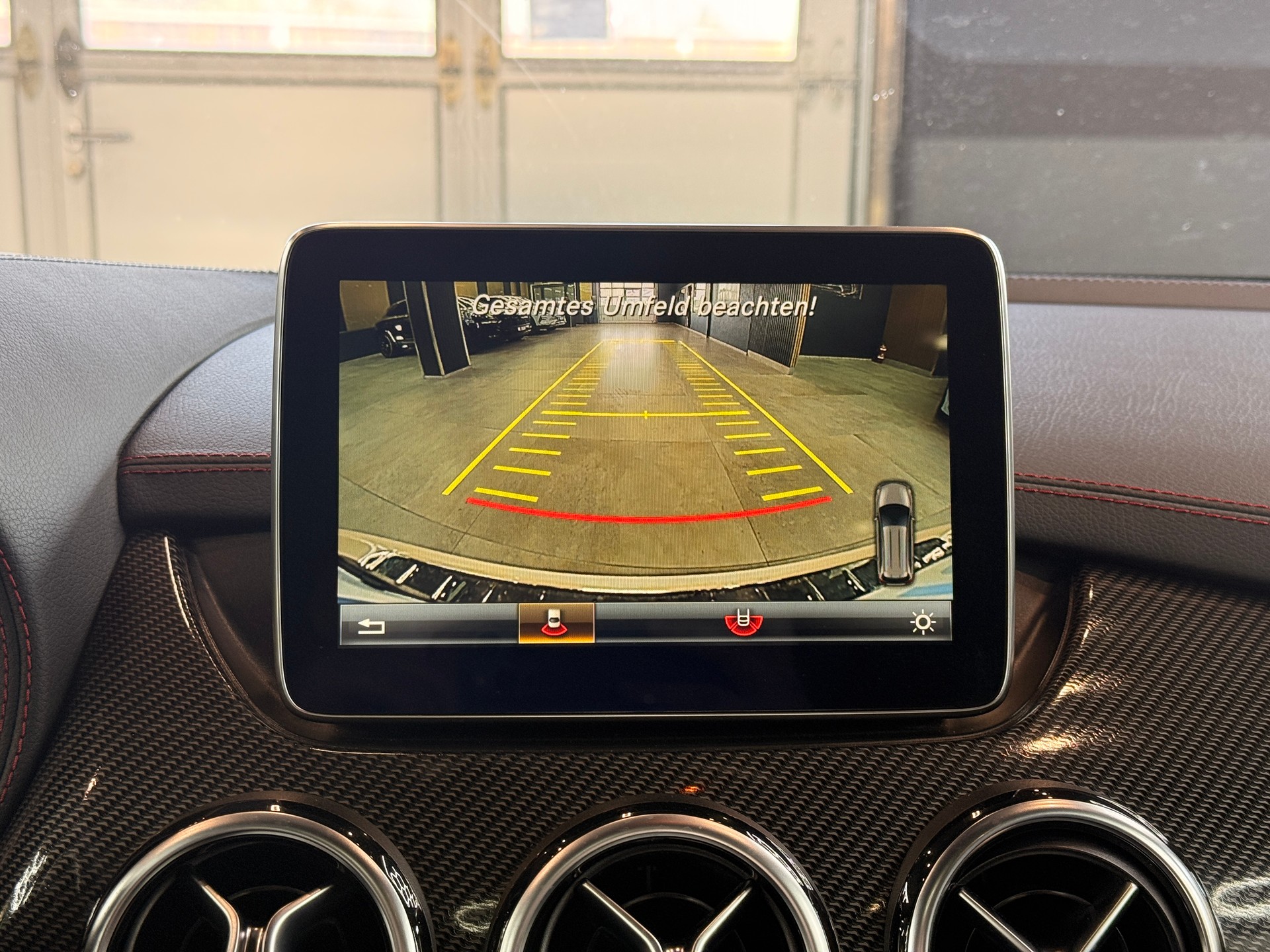 MERCEDES-BENZ B 220 CDI Swiss Star Edition AMG Line 4Matic-image-18