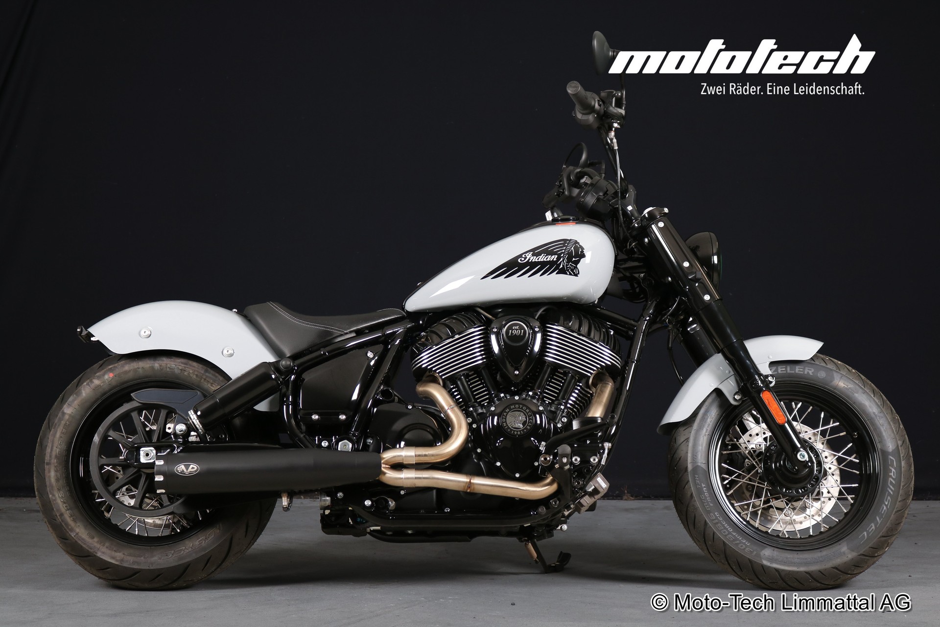 INDIAN Chief Bobber V Performance-showroom-element-1