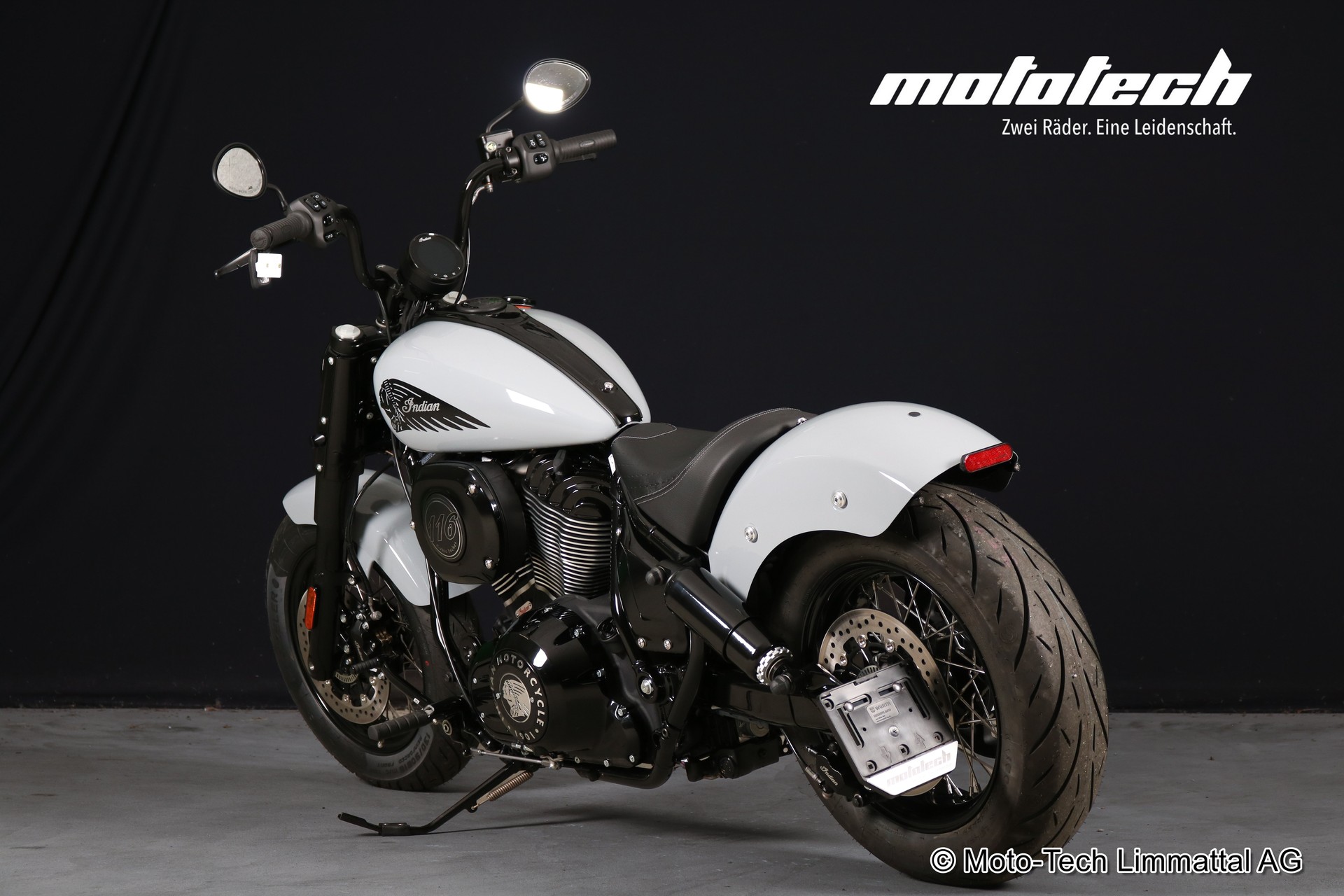 INDIAN Chief Bobber V Performance-showroom-element-3