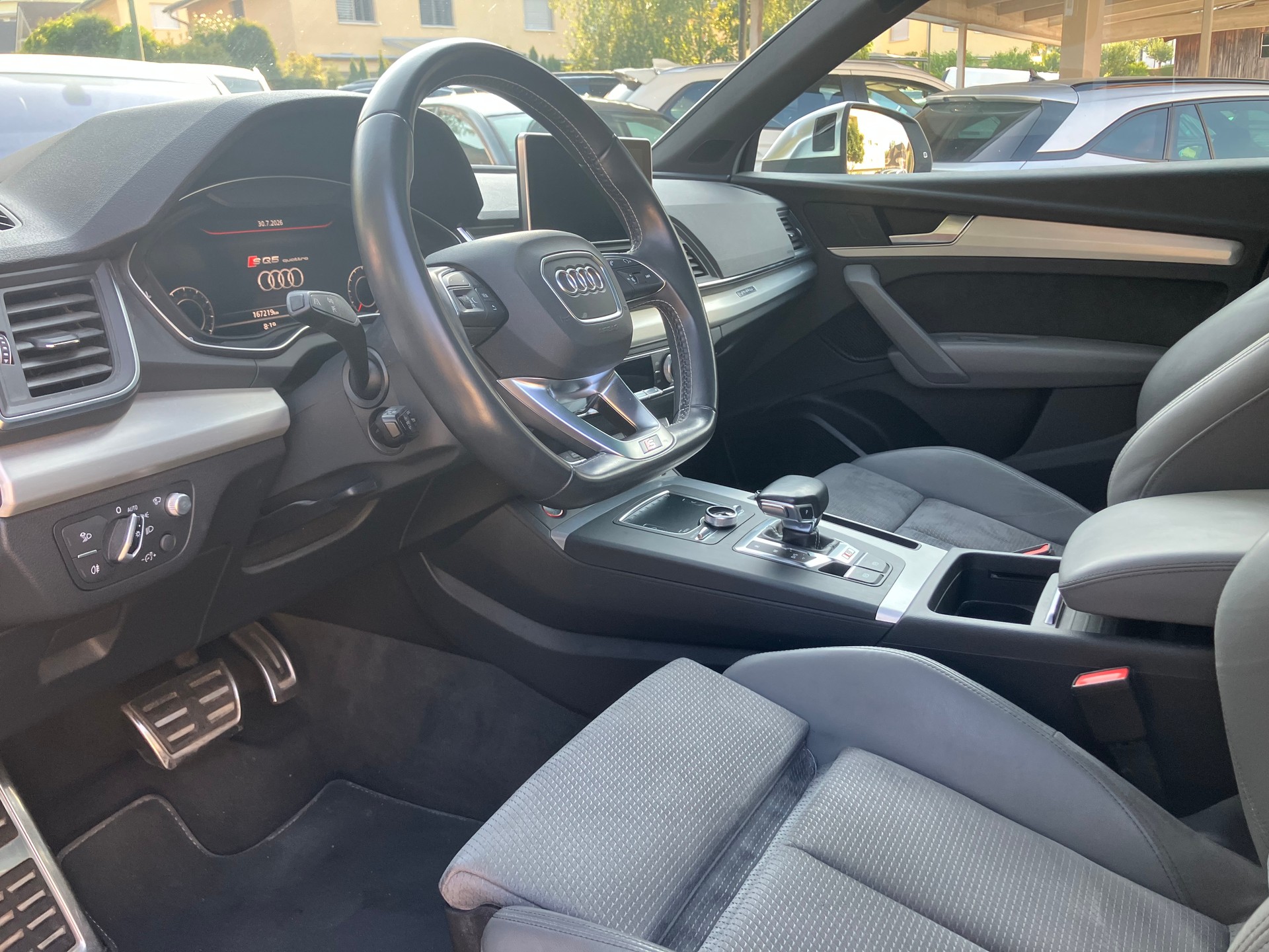 AUDI SQ5 3.0 TFSI quattro S-tronic-image-1
