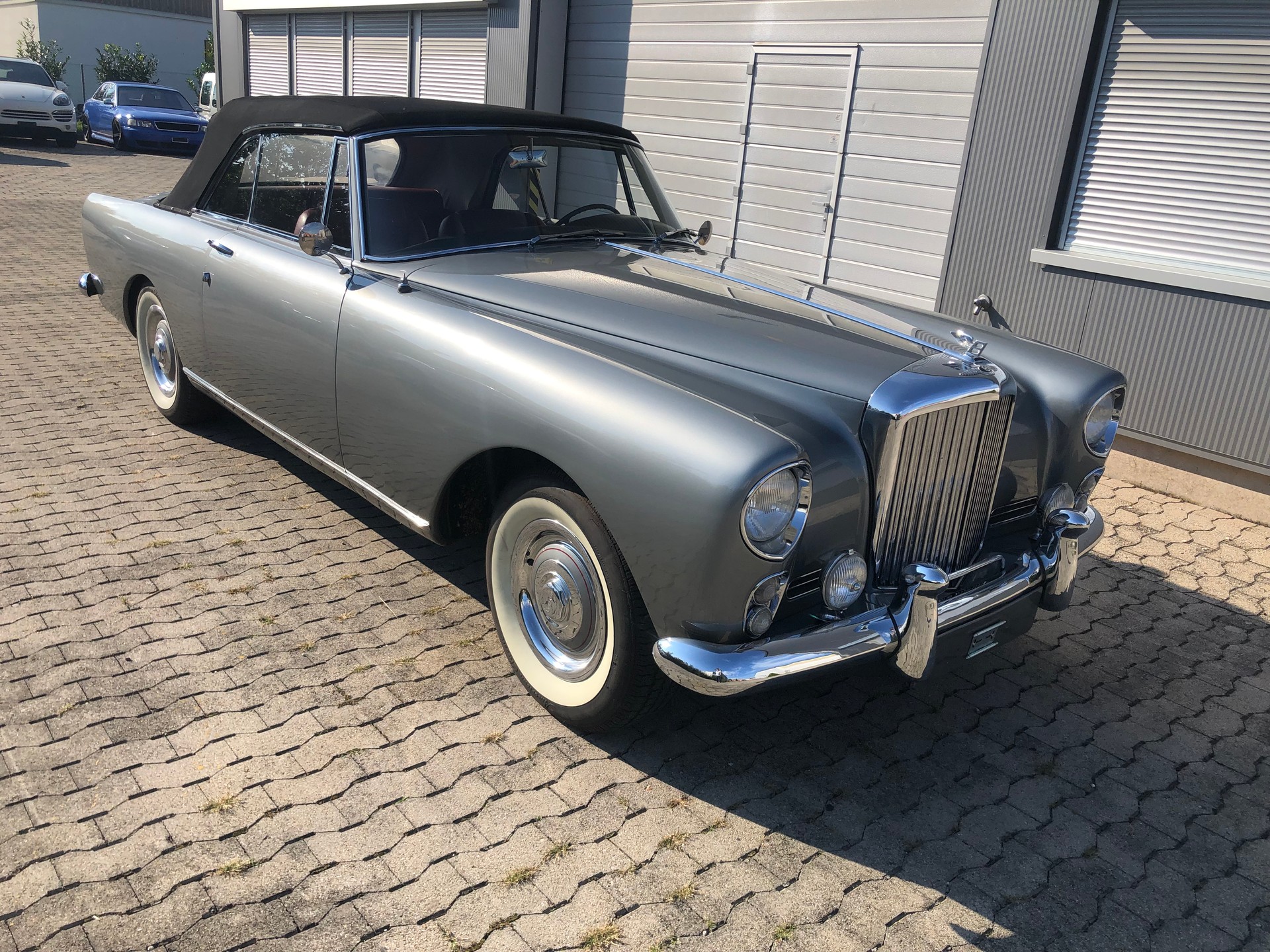 BENTLEY S2-image-0