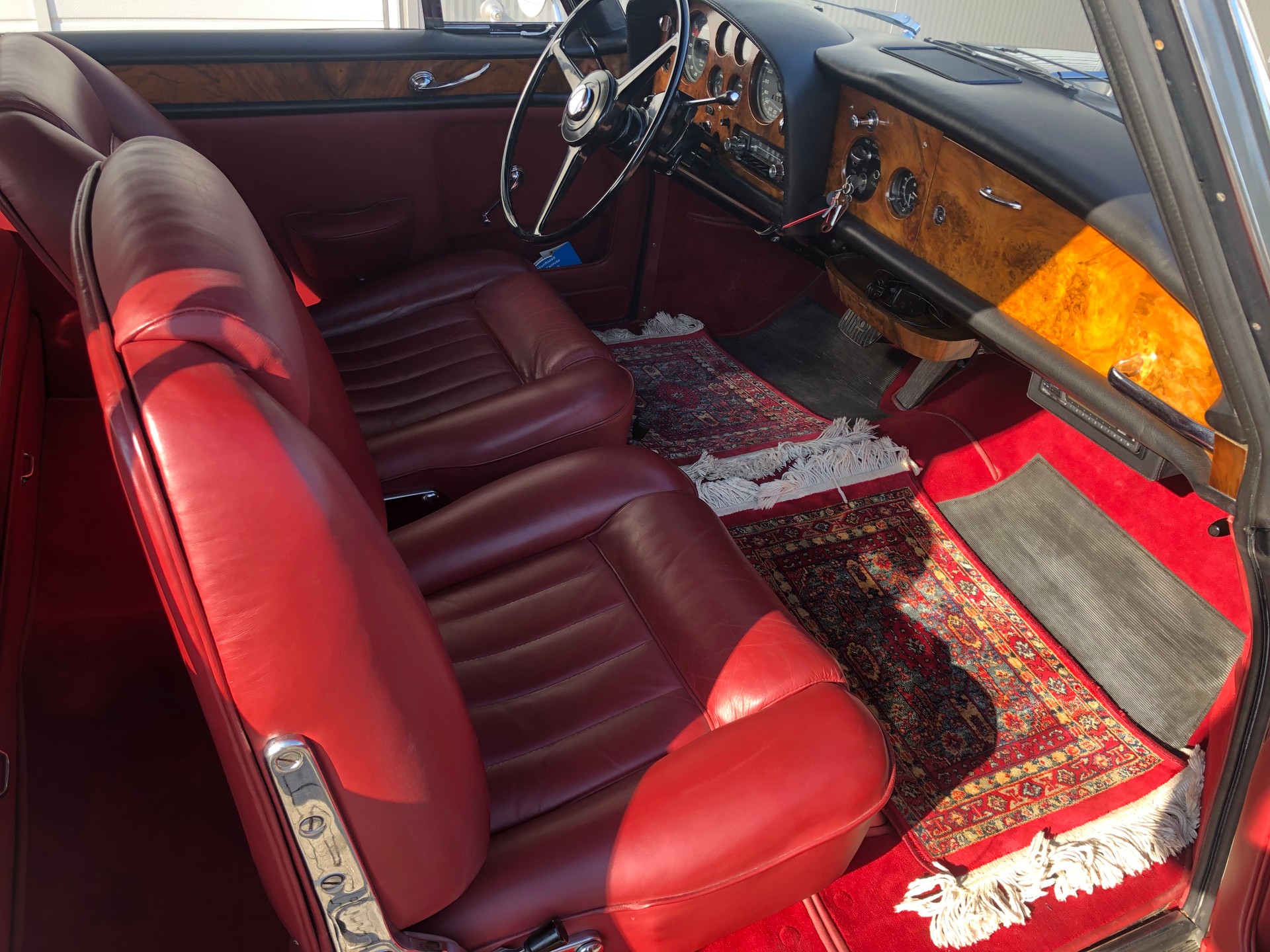BENTLEY S2-image-3