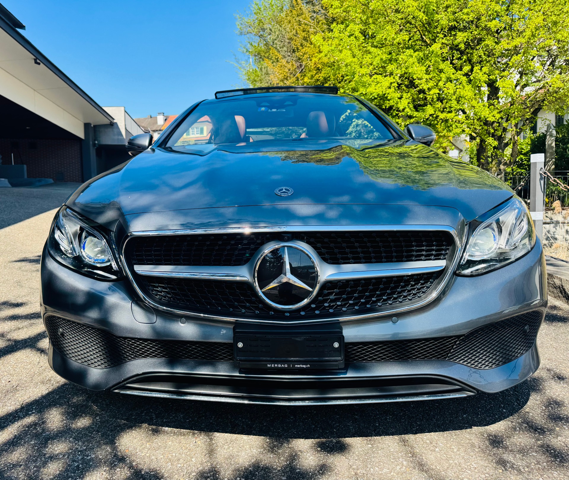 MERCEDES-BENZ E 300 Coupé Avantgarde-image-2