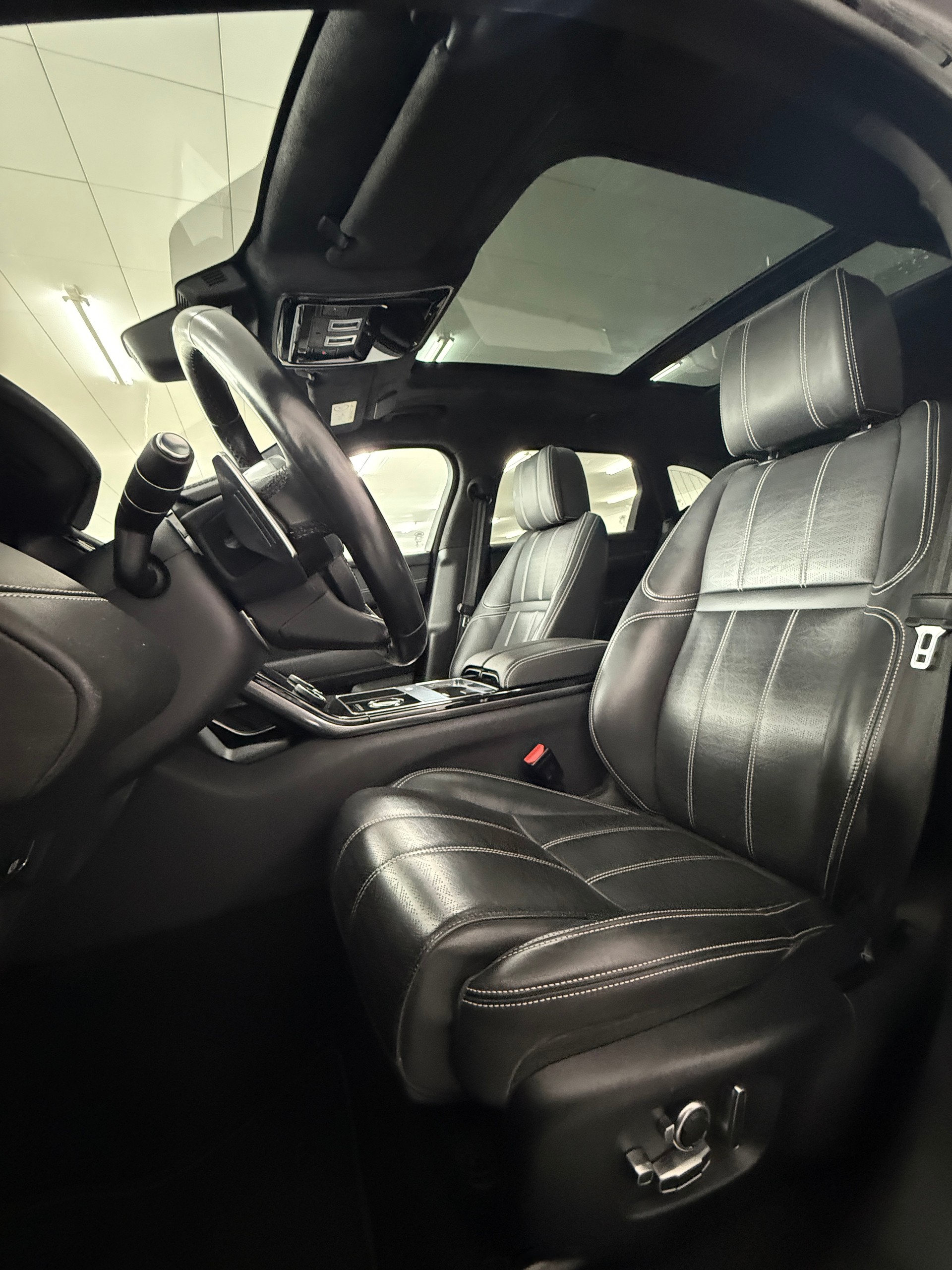 LAND ROVER Range Rover Velar R-Dynamic P 380 HSE Automatic-image-7