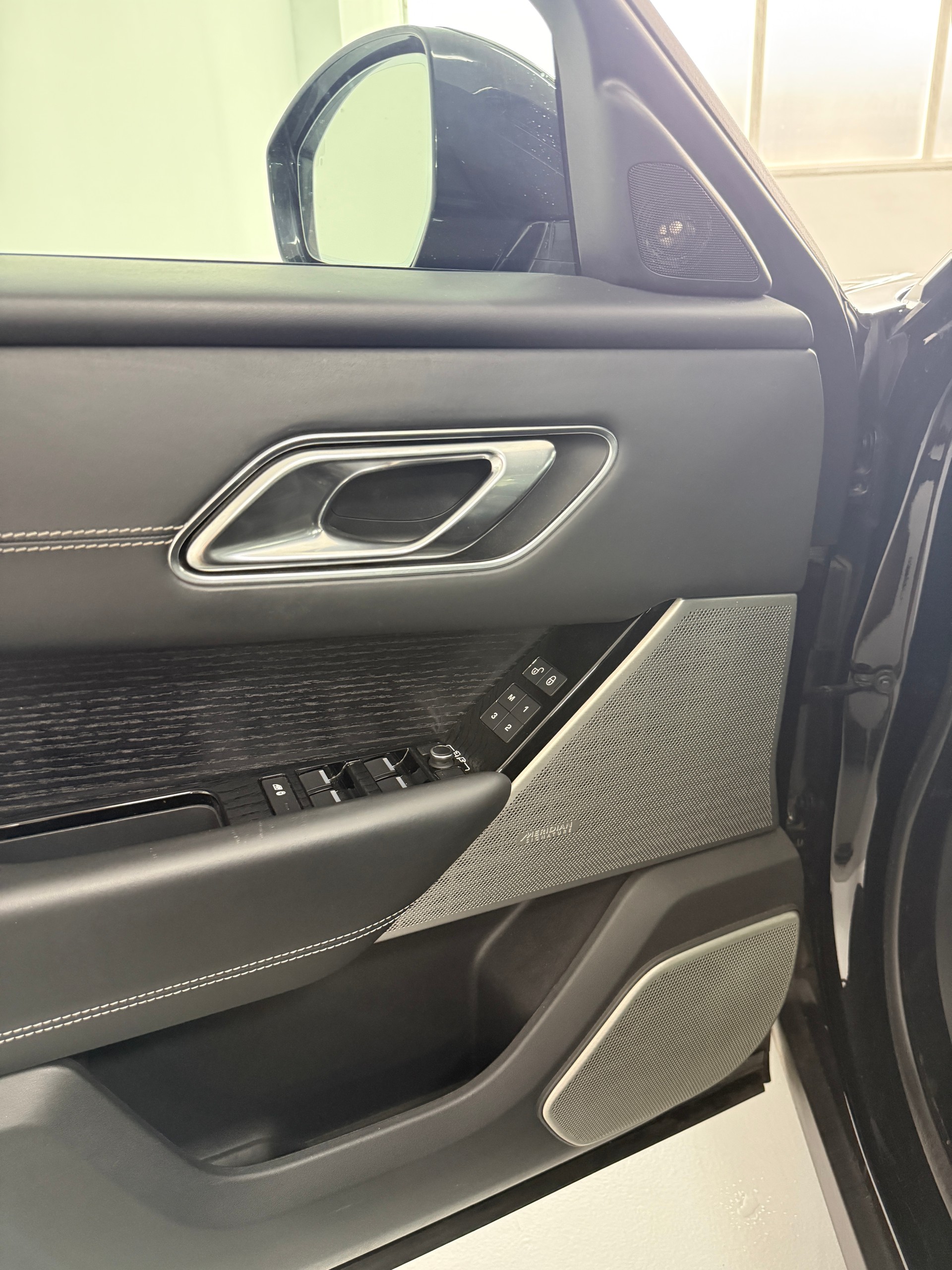 LAND ROVER Range Rover Velar R-Dynamic P 380 HSE Automatic-image-11