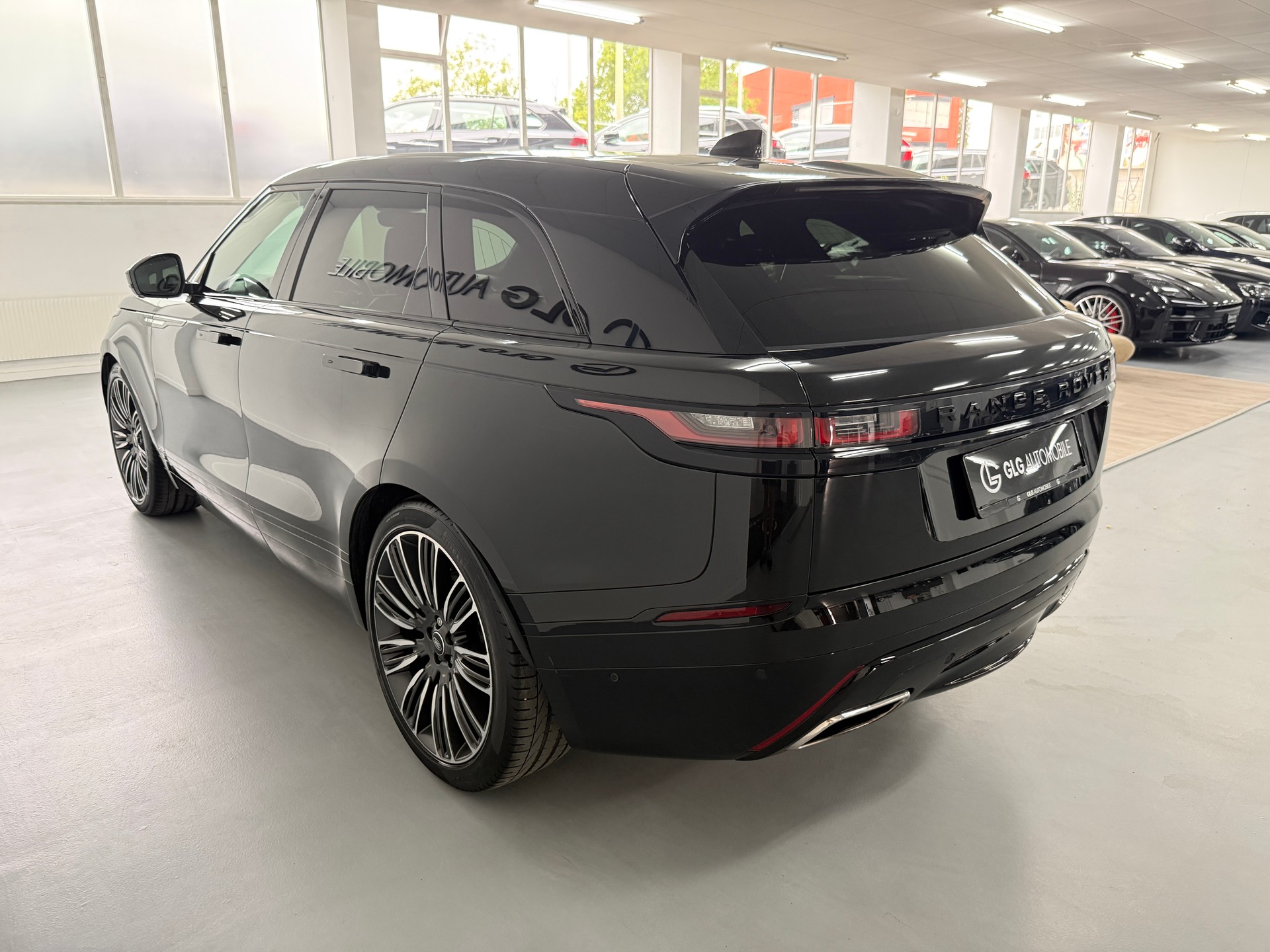 LAND ROVER Range Rover Velar R-Dynamic P 380 HSE Automatic-image-5