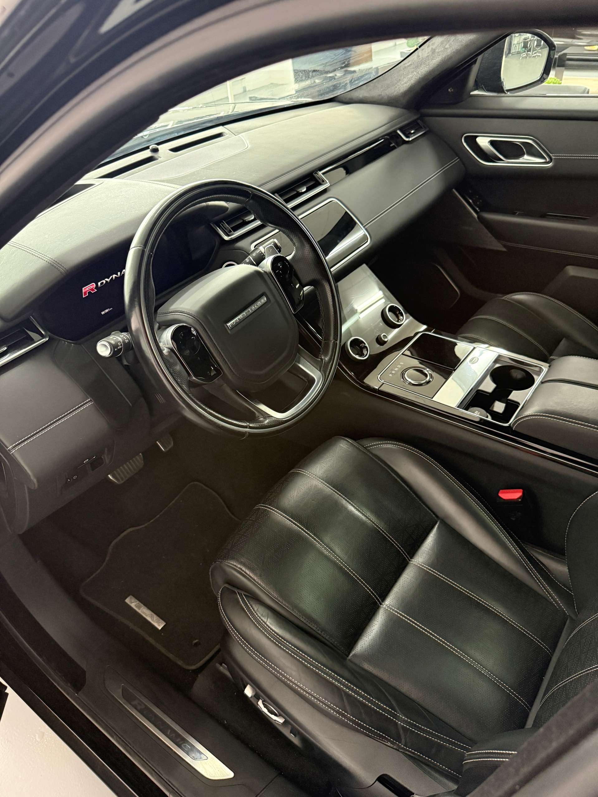 LAND ROVER Range Rover Velar R-Dynamic P 380 HSE Automatic-image-6