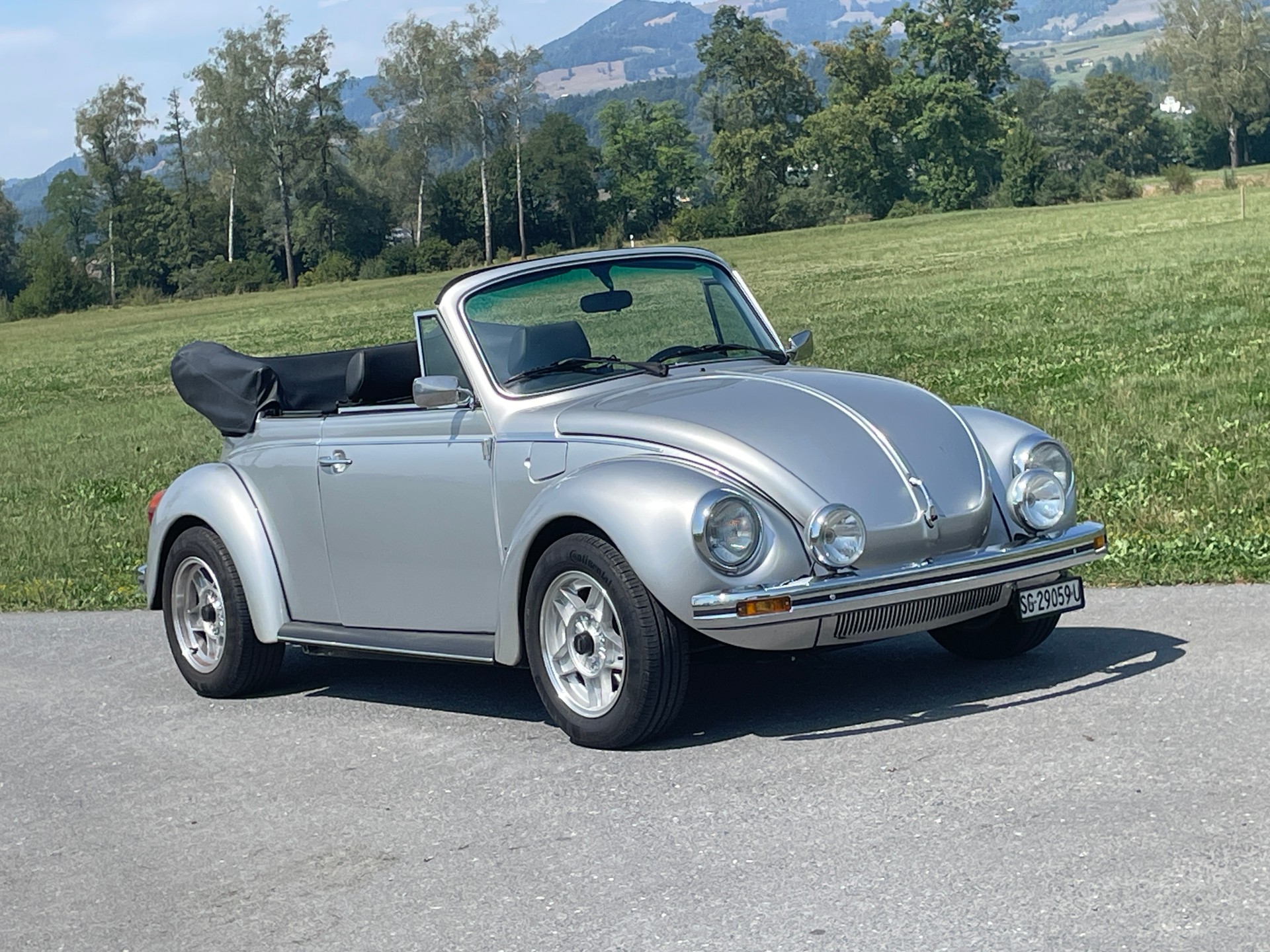 VW 1303 Käfer Cabriolet Original Memminger-image-2