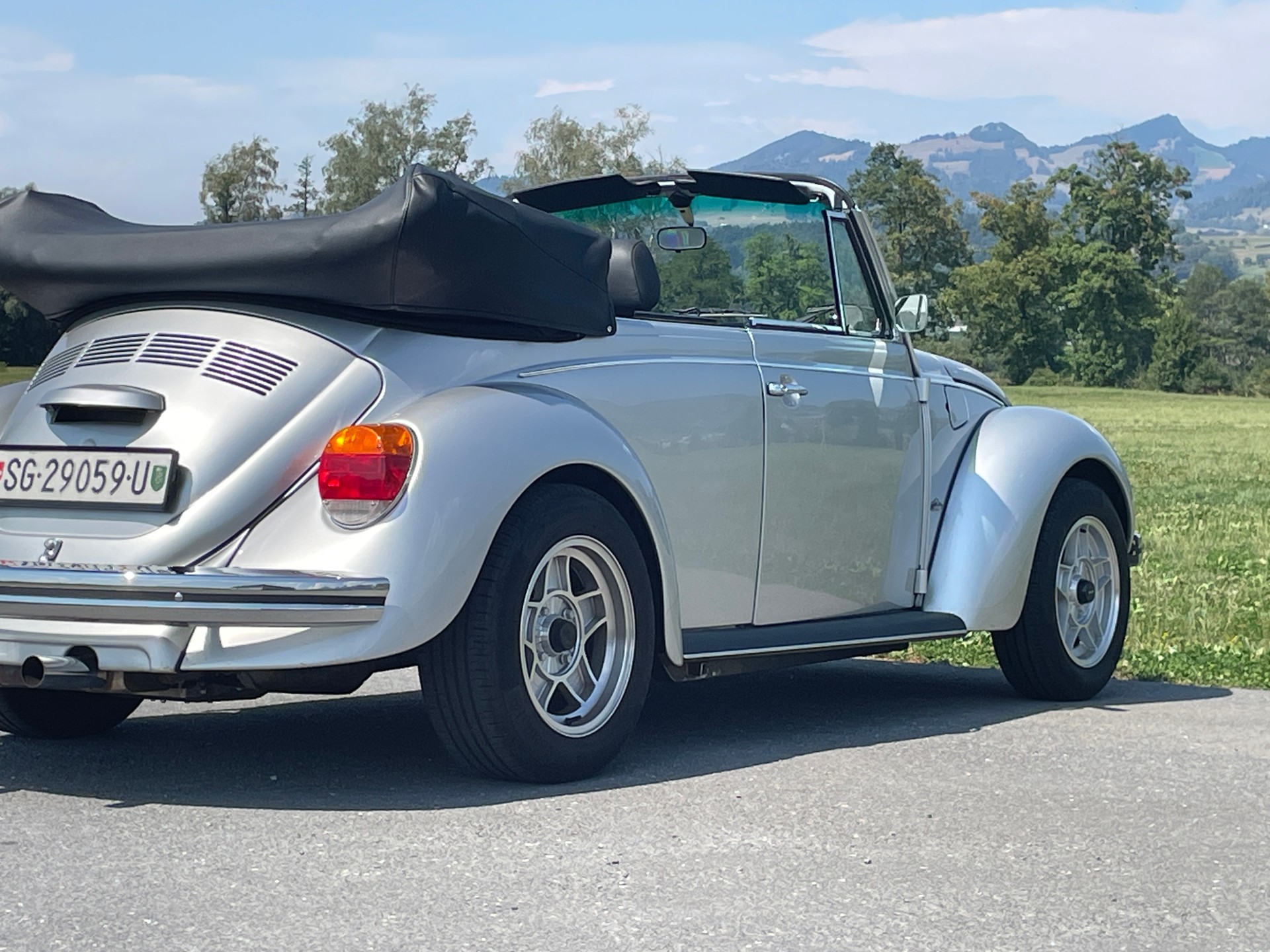 VW 1303 Käfer Cabriolet Original Memminger-image-7