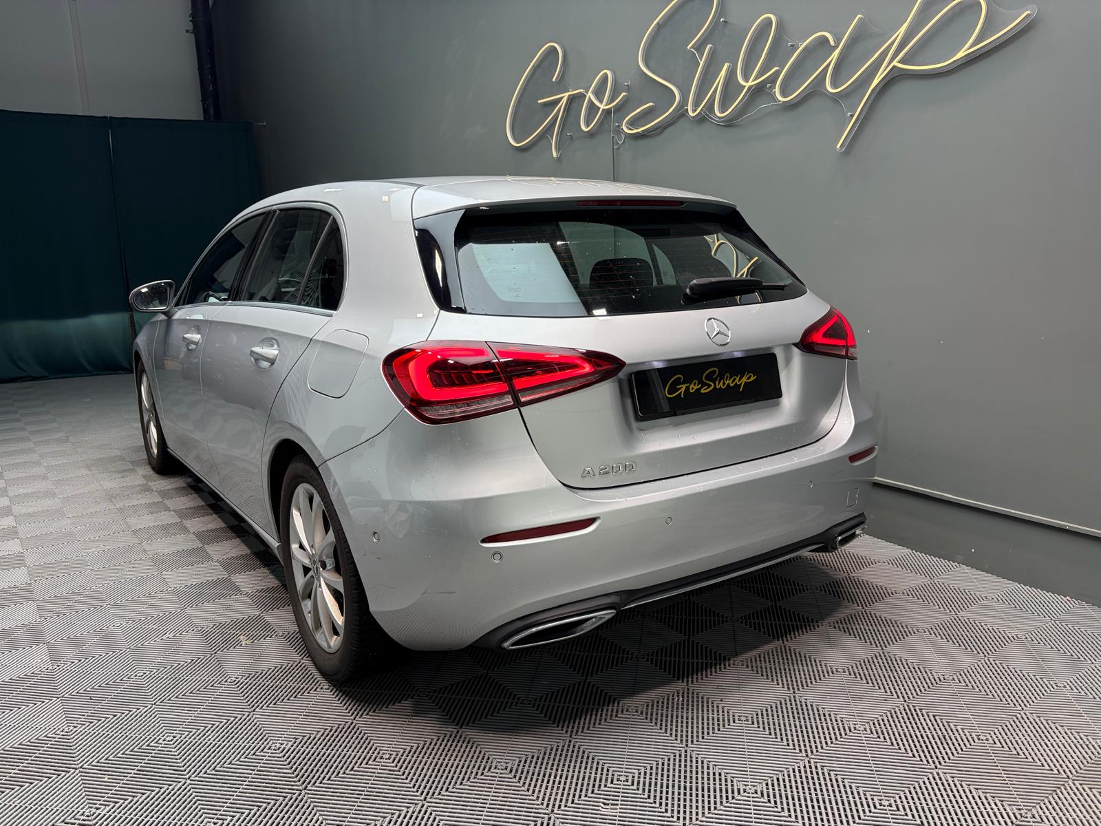MERCEDES-BENZ A 200 Progressive 7G-DCT - Attelage-image-10