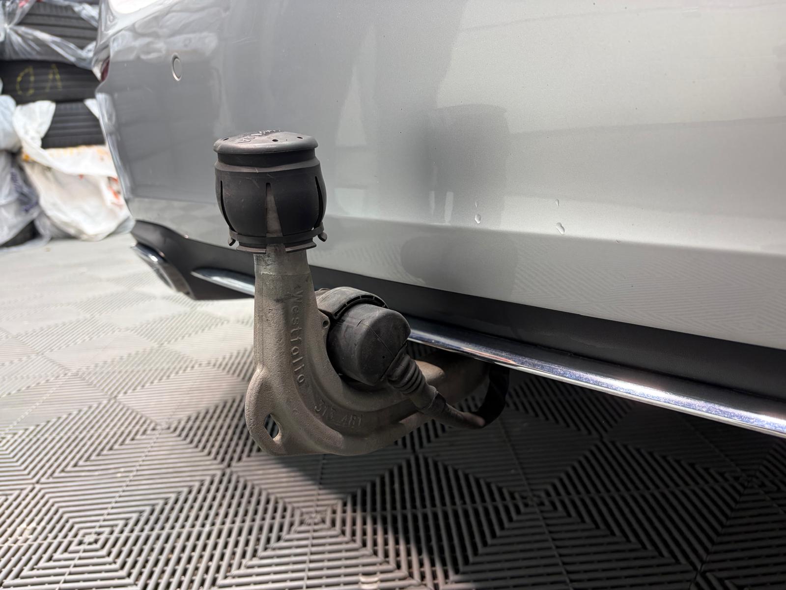 MERCEDES-BENZ A 200 Progressive 7G-DCT - Attelage-image-4