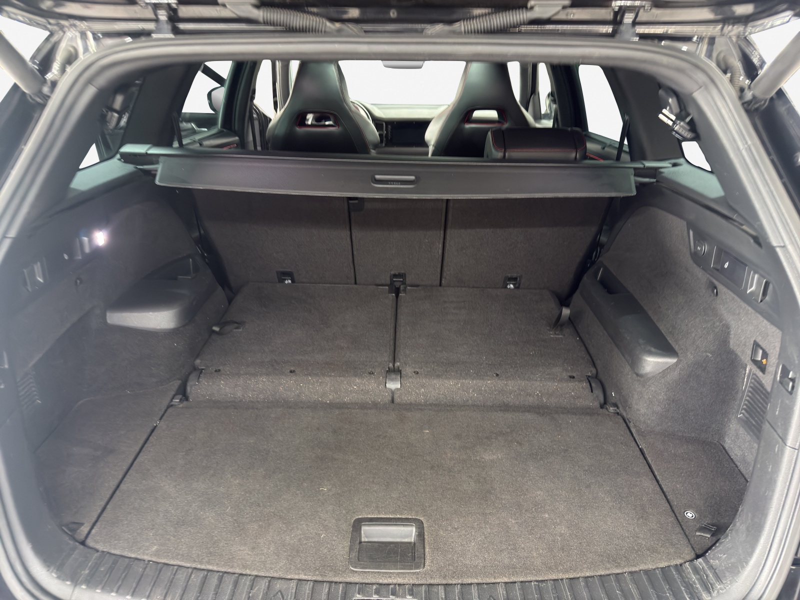 SKODA Kodiaq 2.0 Bi-TDI SCR RS 4x4 DSG-image-12