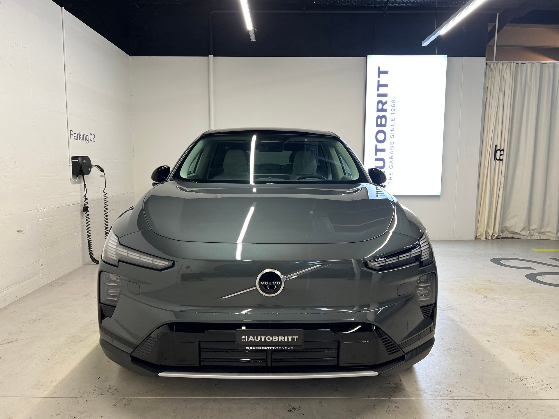 VOLVO EX60 Twin Ultra AWD-showroom-element-3
