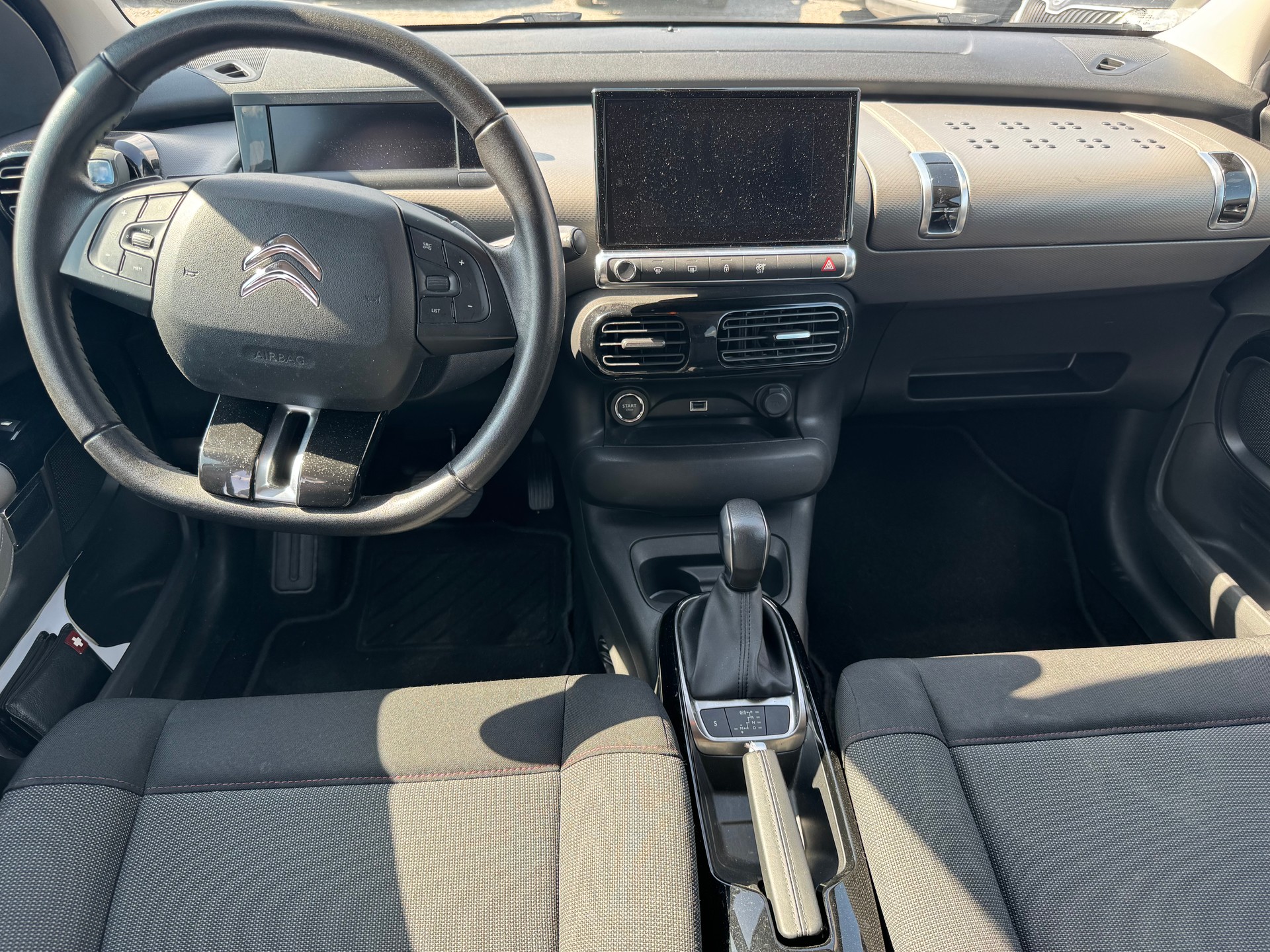 CITROEN C4 Cactus 1.2 e-THP Feel EAT-image-6