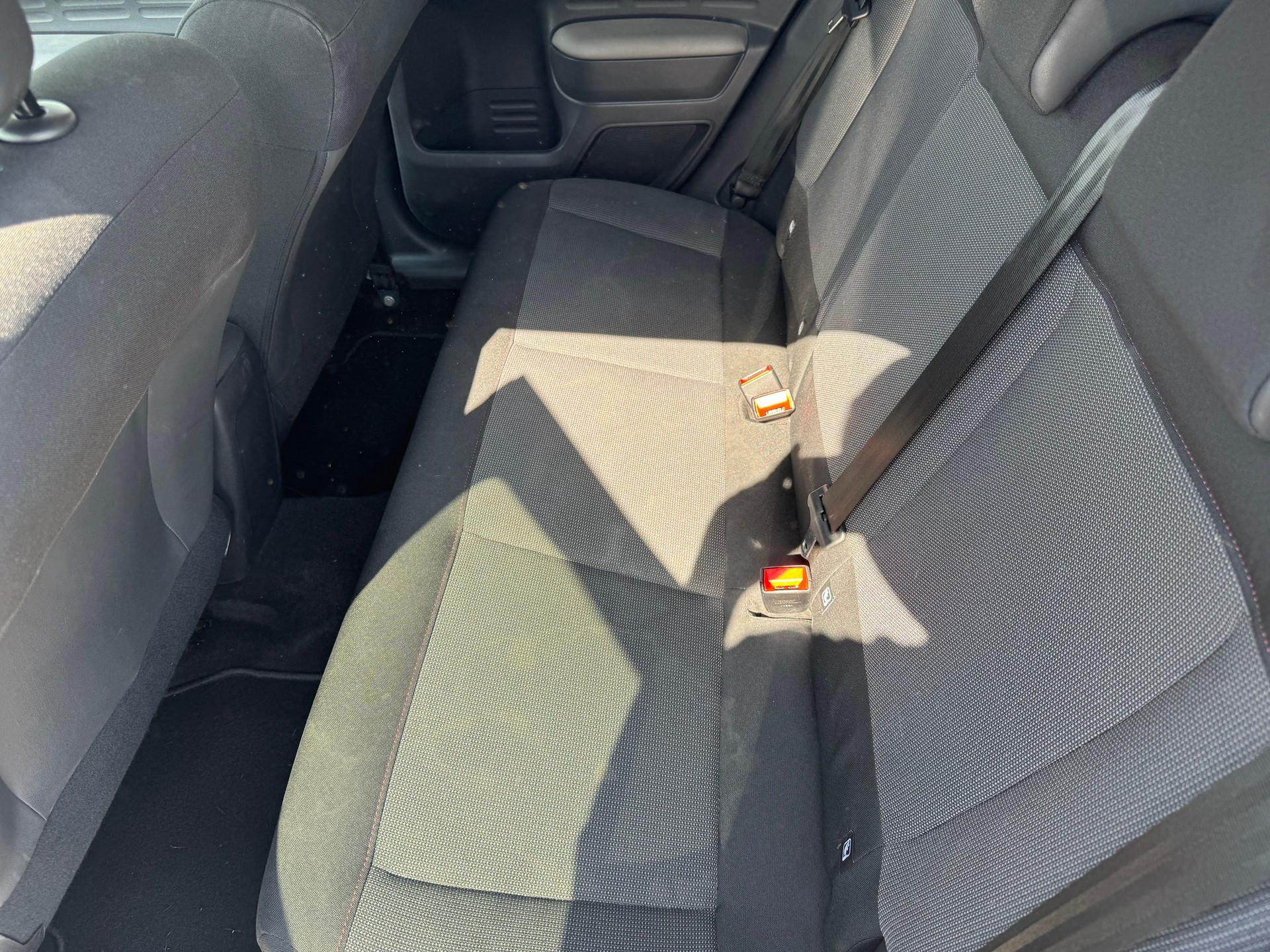 CITROEN C4 Cactus 1.2 e-THP Feel EAT-image-8