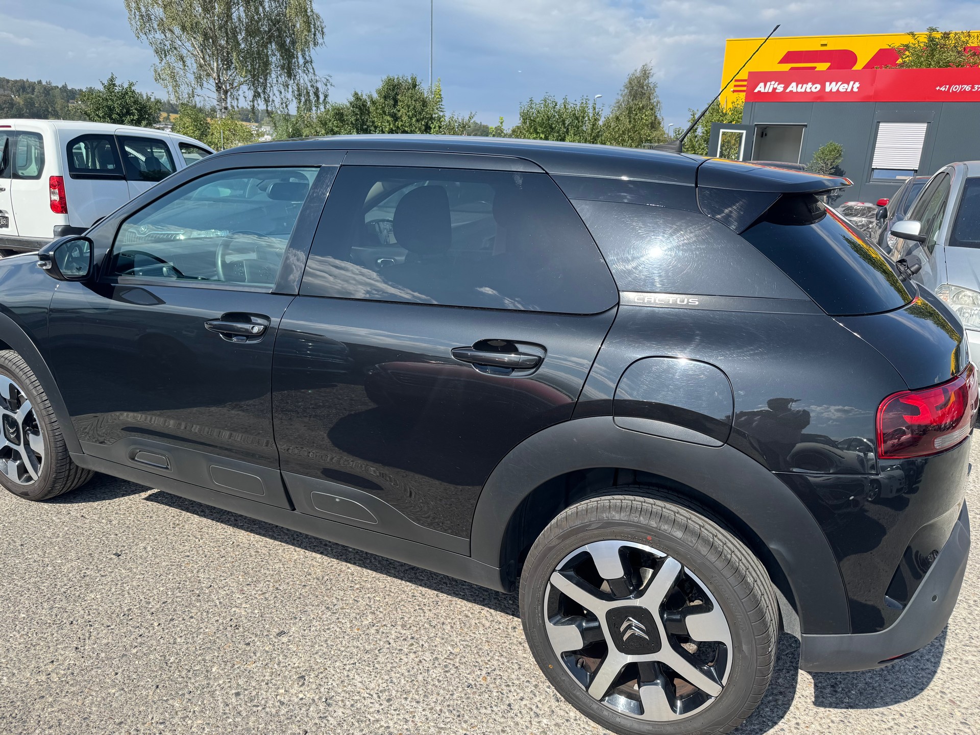 CITROEN C4 Cactus 1.2 e-THP Feel EAT-image-4