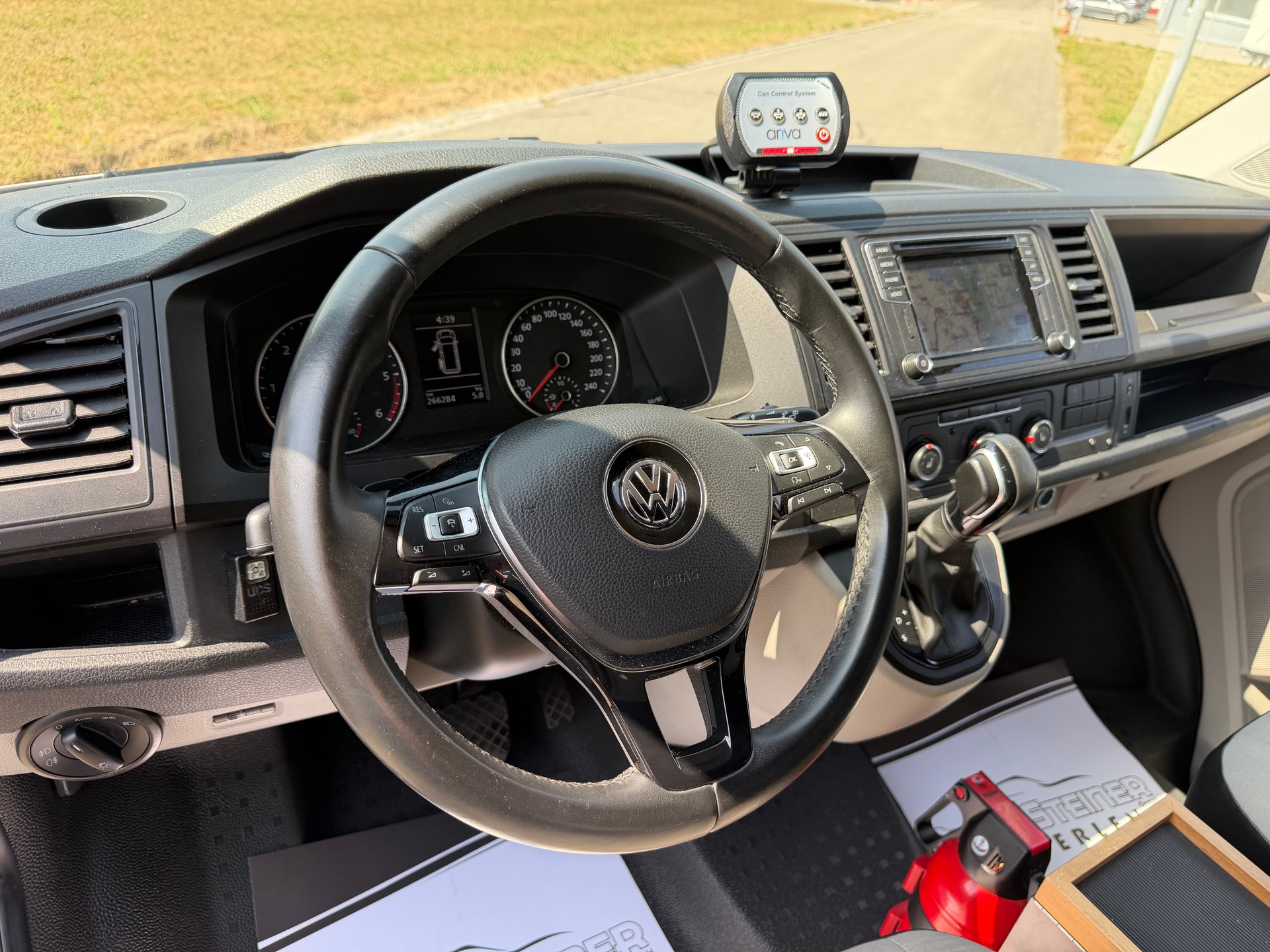 VW 4X4 "ZELLENWAGEN" T6 2.0 Bi-TDI 4-MOTION. AUTOMAT. EX POLICE. TOP AUSSTATTUNG. GEFÄNGNISWAGEN !! 240 PS. PREIS 23`900.--image-7