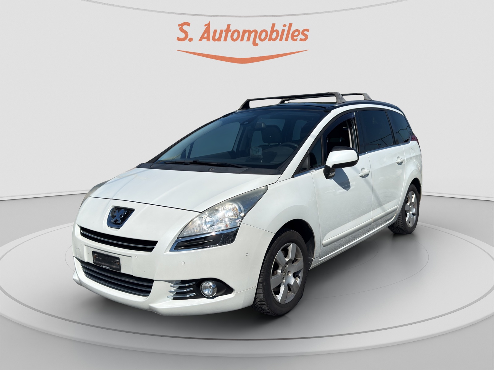 PEUGEOT 5008 2.0 HDI Sport Pack Automatic-image-0