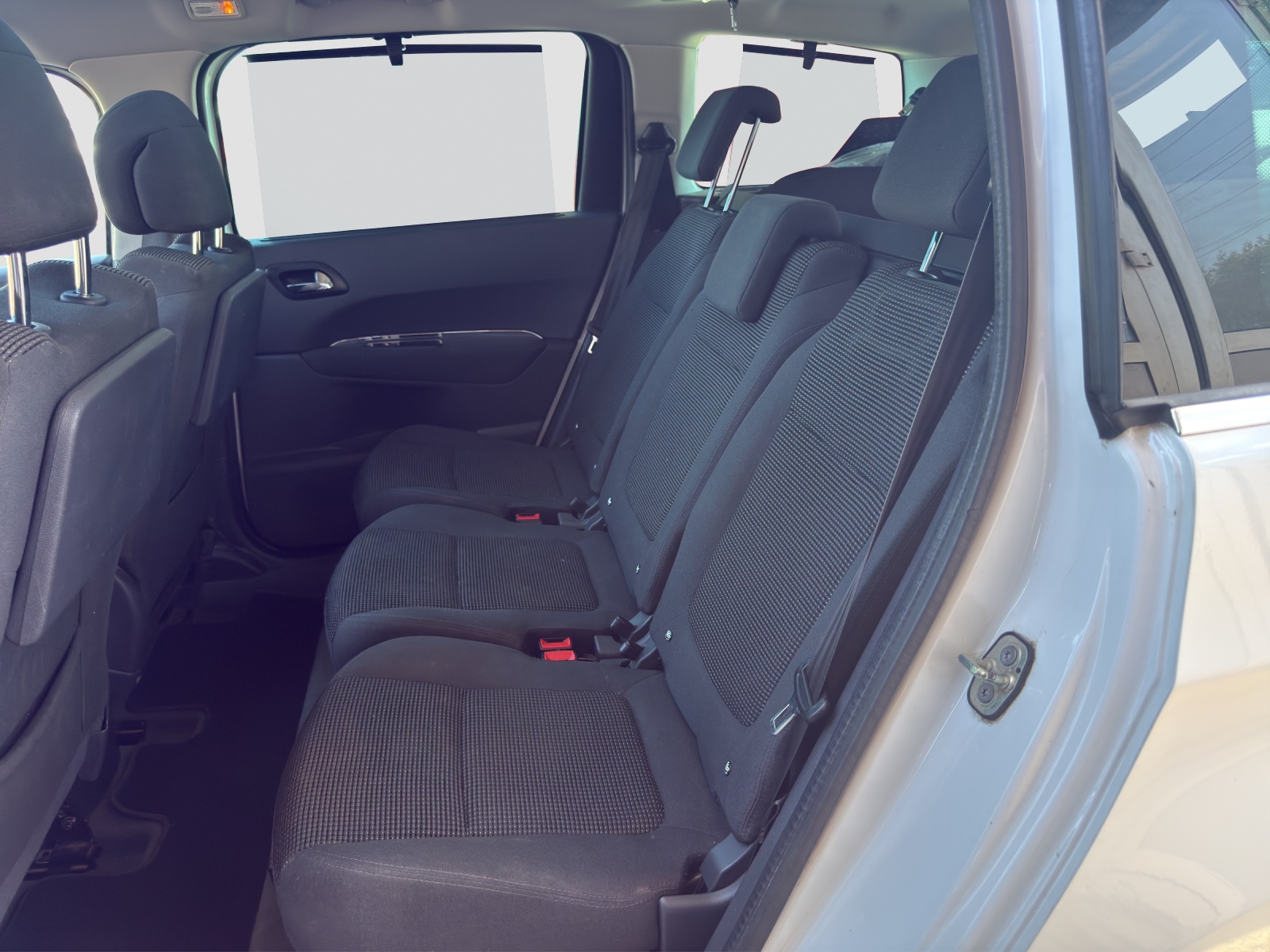 PEUGEOT 5008 2.0 HDI Sport Pack Automatic-image-5