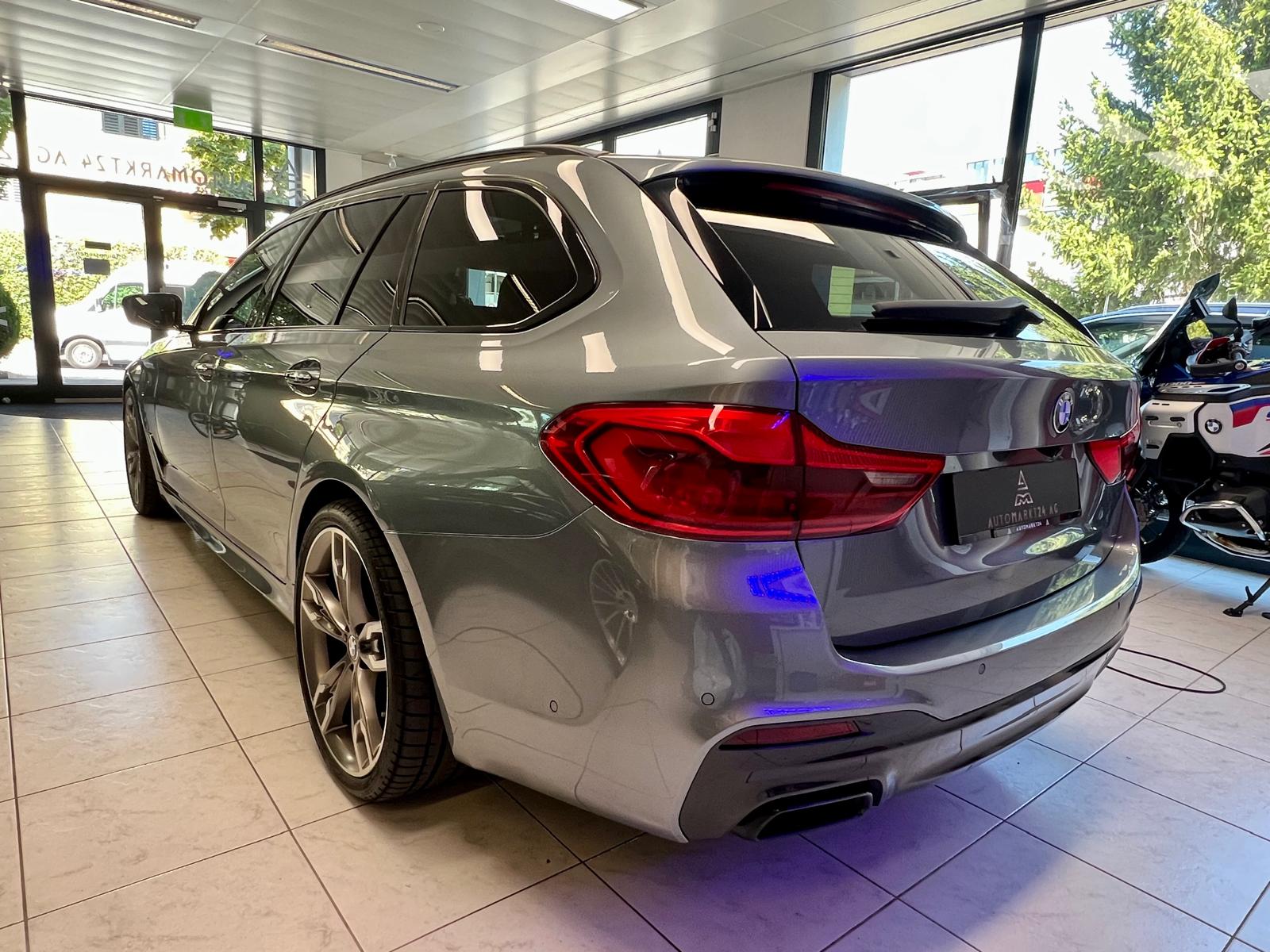 BMW M550d xDrive SAG Touring-image-12