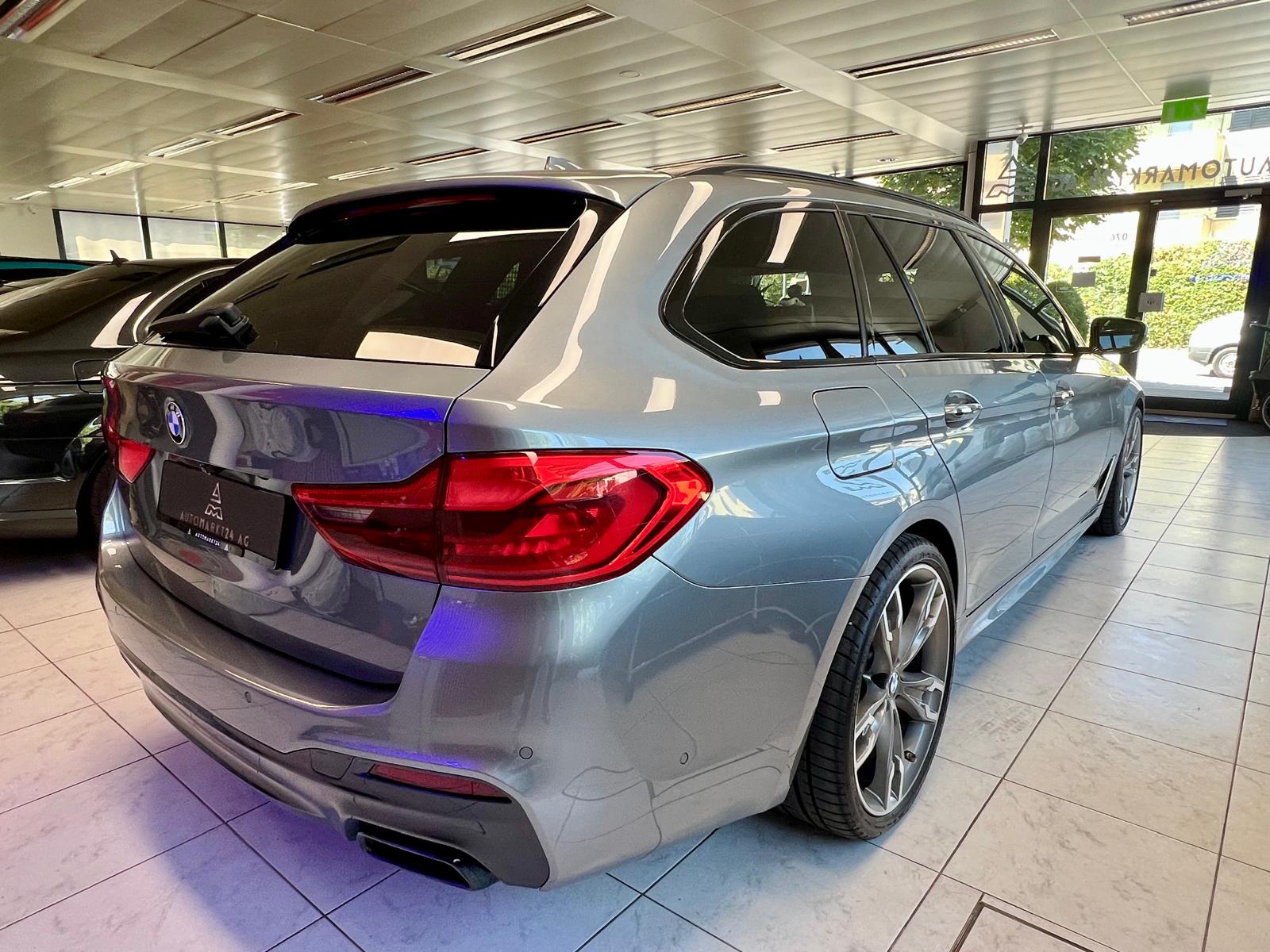 BMW M550d xDrive SAG Touring-image-14