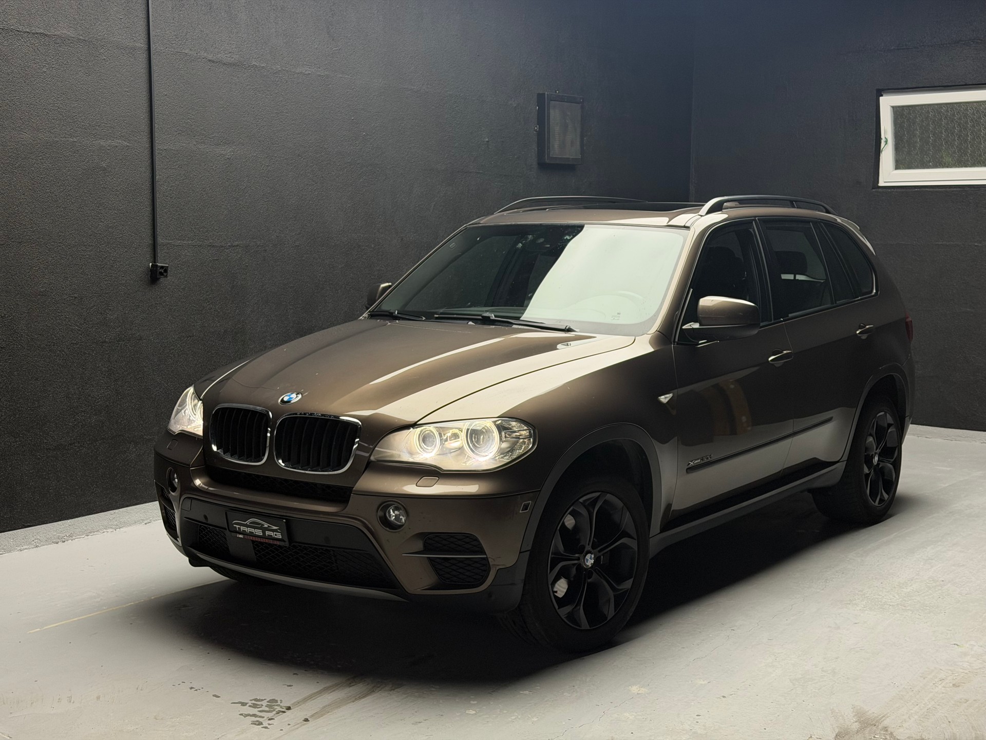 BMW X5 xDrive 30d Steptronic • ab MfK-image-0