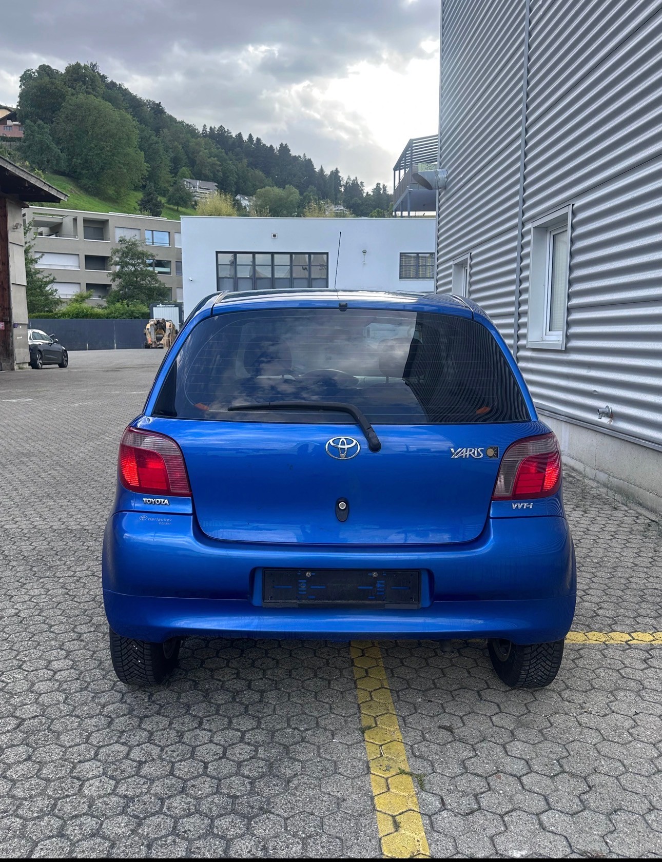 TOYOTA Yaris 1.3 Linea Luna, Automat, Klima, Bluetooth-image-4