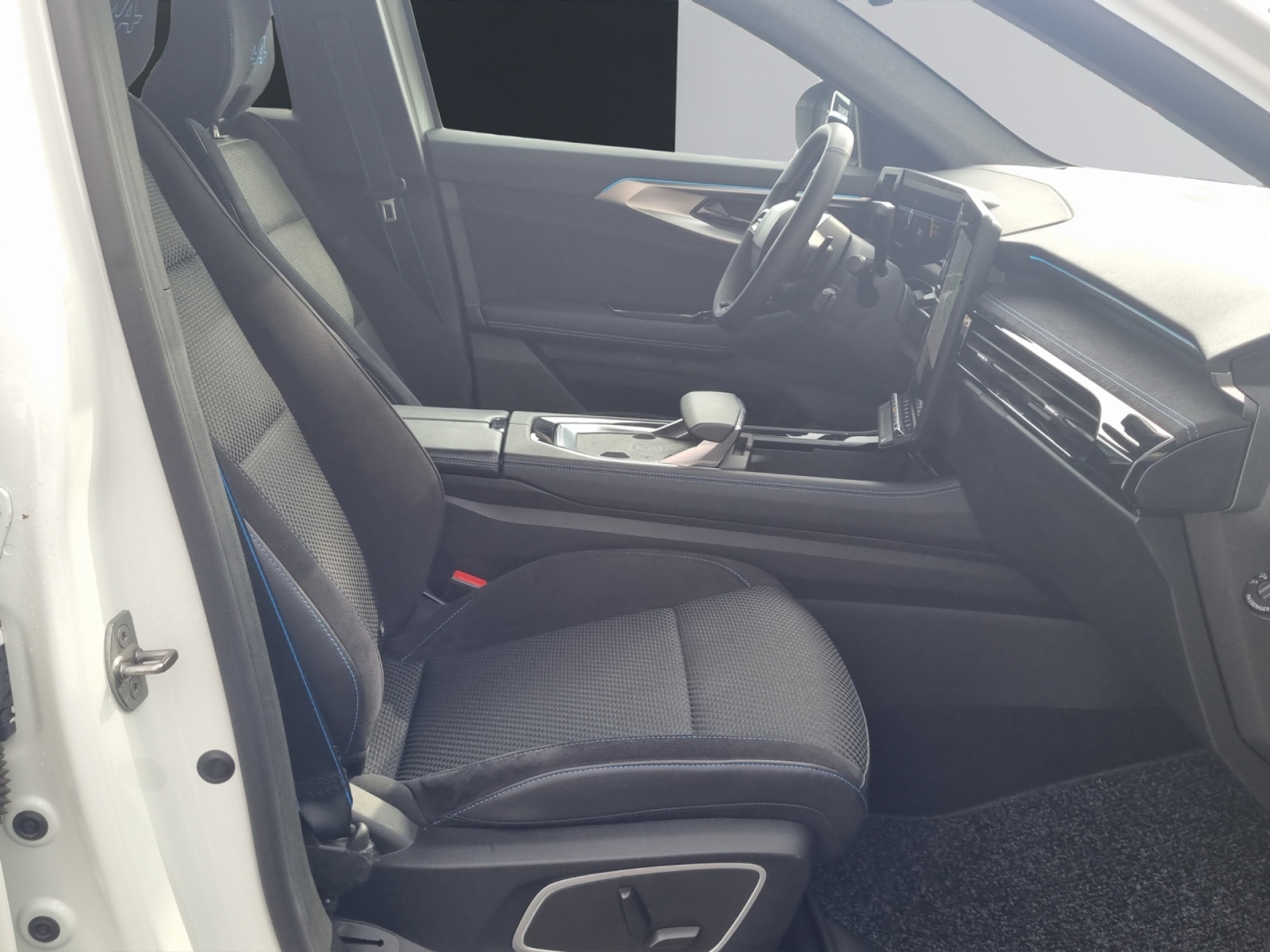 RENAULT Austral 1.2 E-Tech techno esprit Alpine-image-11