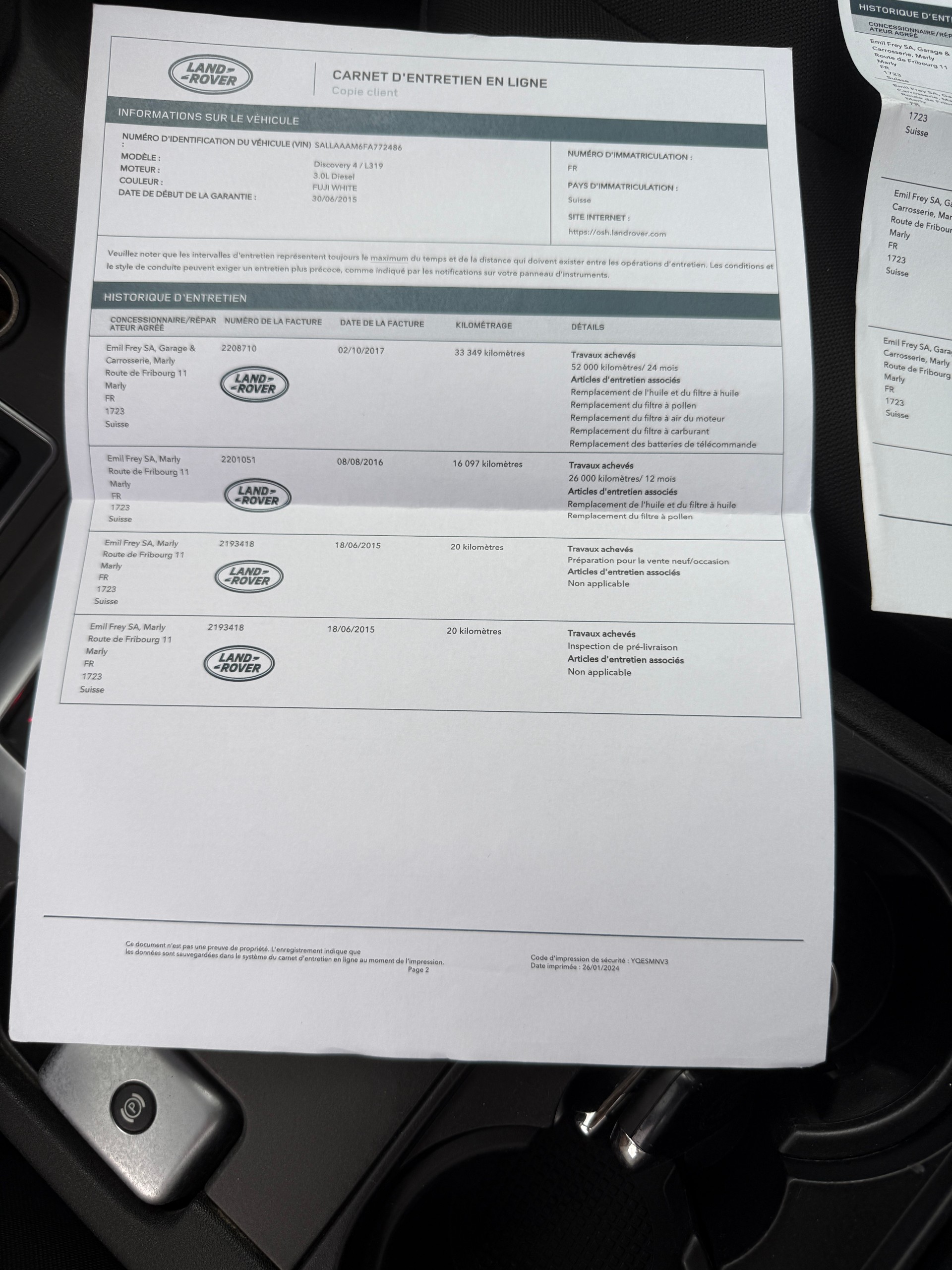 LAND ROVER Discovery 3.0 TDV6 S Automatic-image-10