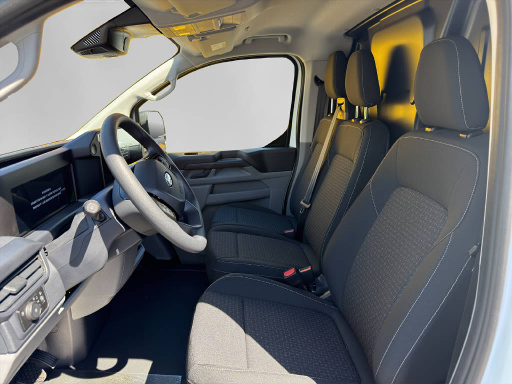 FORD Transit Custom Van 320 L1 2.5 Duratec 233 Trend PHEV-image-3