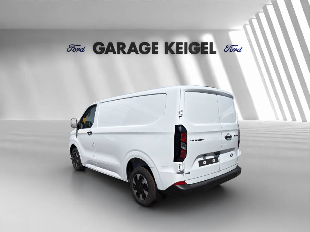 FORD Transit Custom Van 320 L1 2.5 Duratec 233 Trend PHEV-image-2
