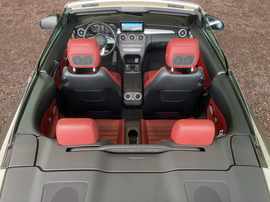 MERCEDES-BENZ C 200 AMG Line 4Matic-image-8