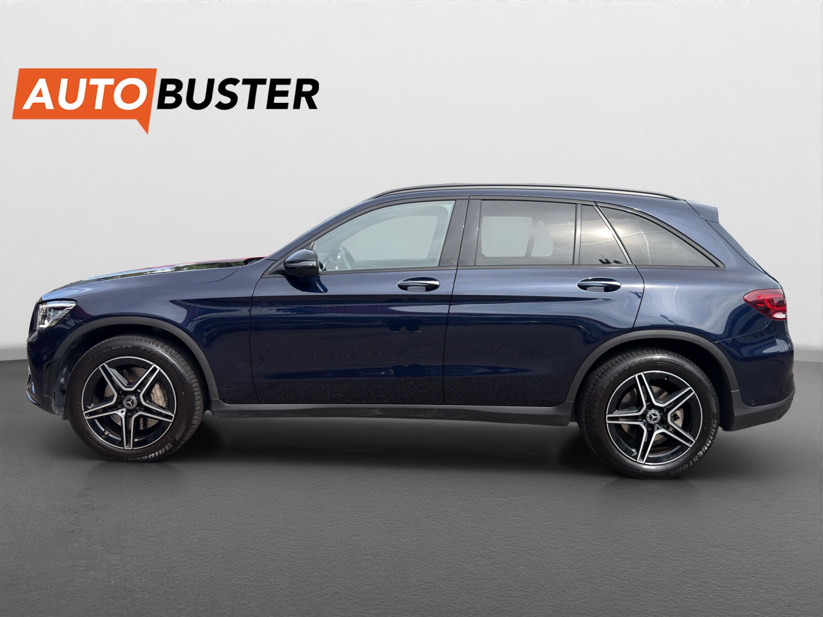 MERCEDES-BENZ GLC 300 AMG Line 4Matic 9G-Tronic-image-1