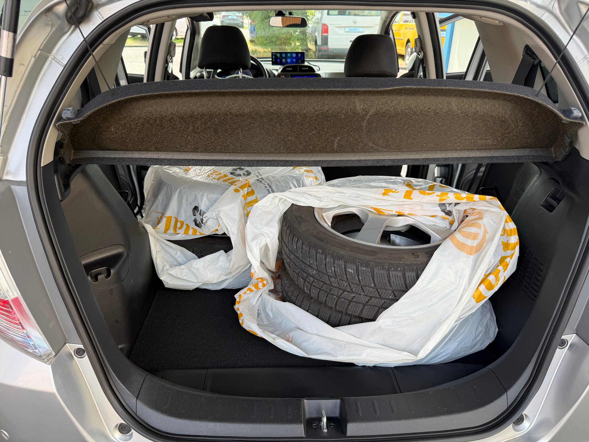 HONDA Jazz 1.3i Hybrid Elegance CVT-image-18