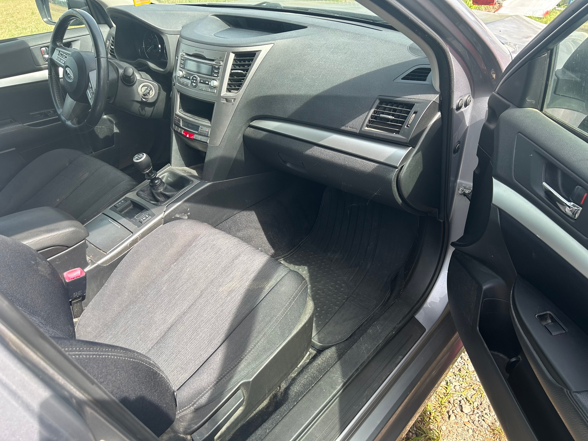 SUBARU Legacy 2.0i Swiss AWD Lineartronic-image-11