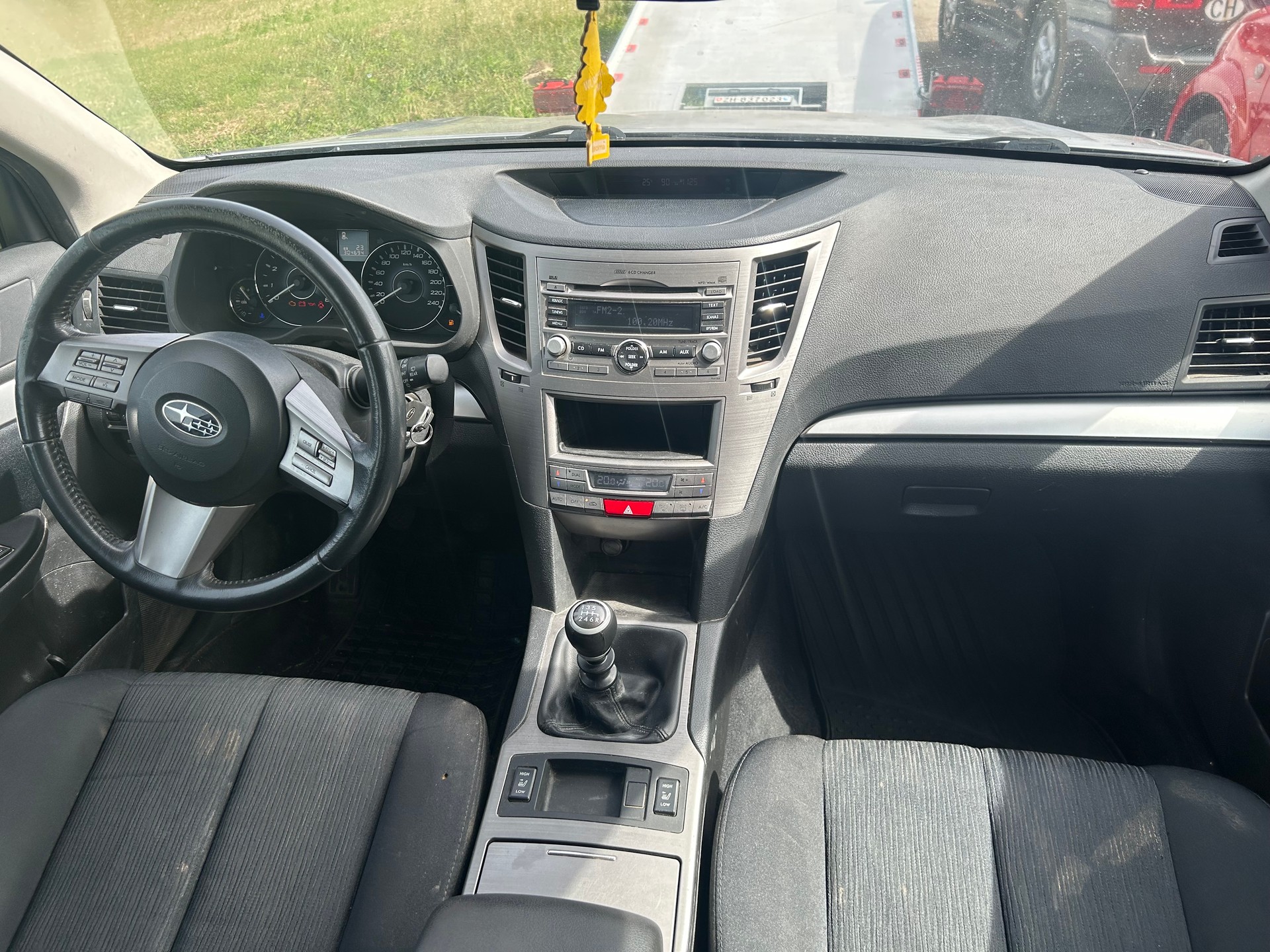 SUBARU Legacy 2.0i Swiss AWD Lineartronic-image-10