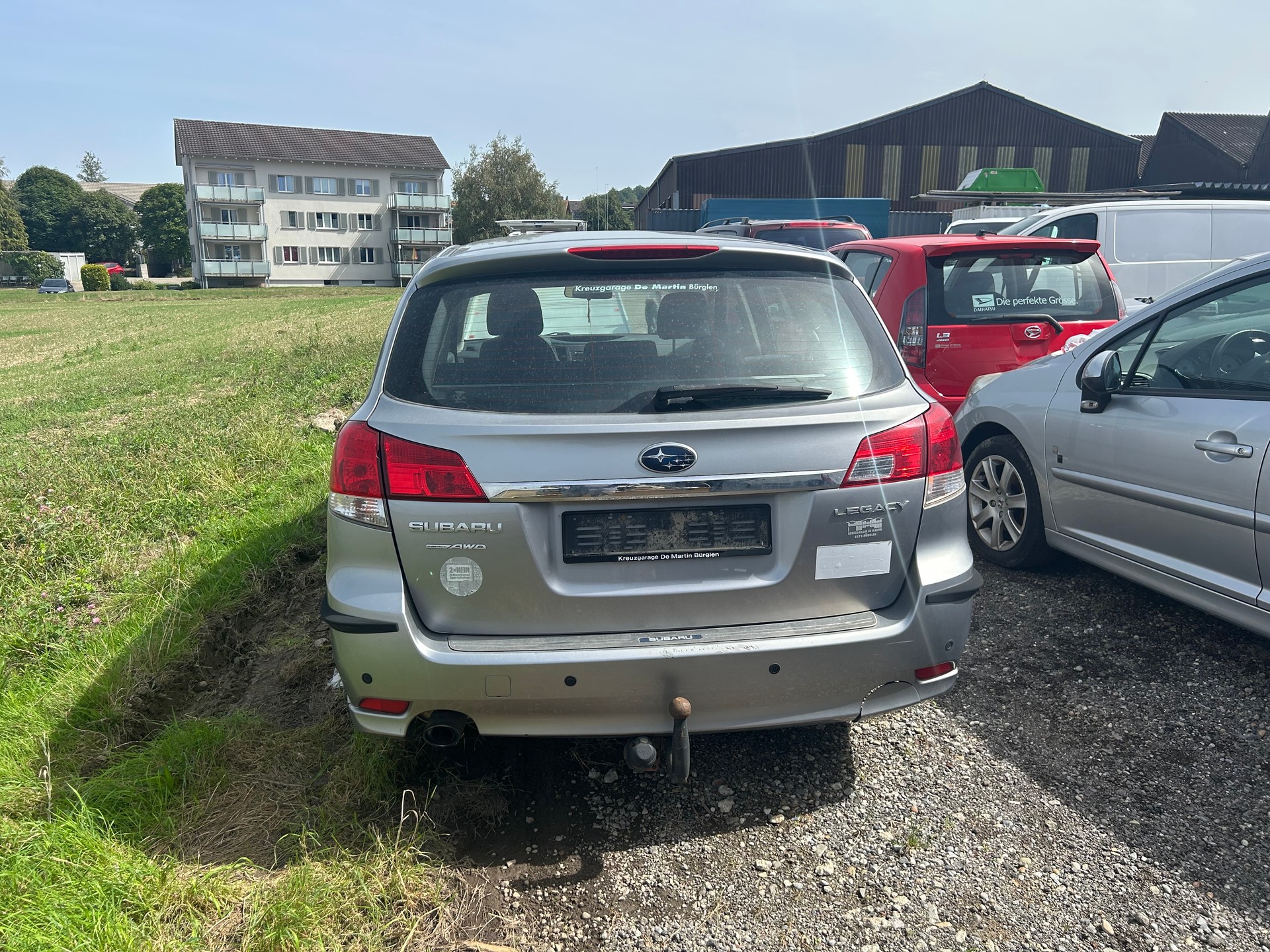 SUBARU Legacy 2.0i Swiss AWD Lineartronic-image-4