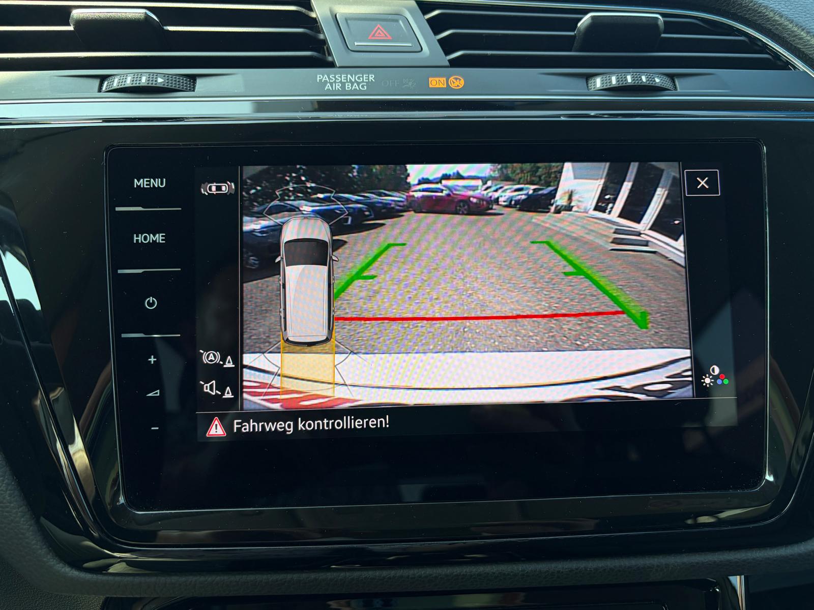VW Touran 2.0 TDI BlueMotion Technology Highline DSG * Top Ausstattung * *Top Zustand*-image-8