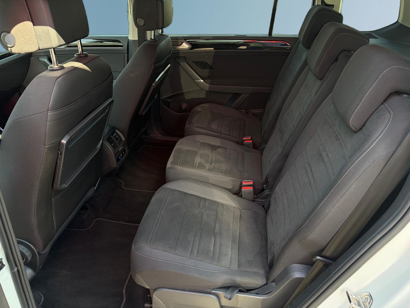 VW Touran 2.0 TDI BlueMotion Technology Highline DSG * Top Ausstattung * *Top Zustand*-image-18