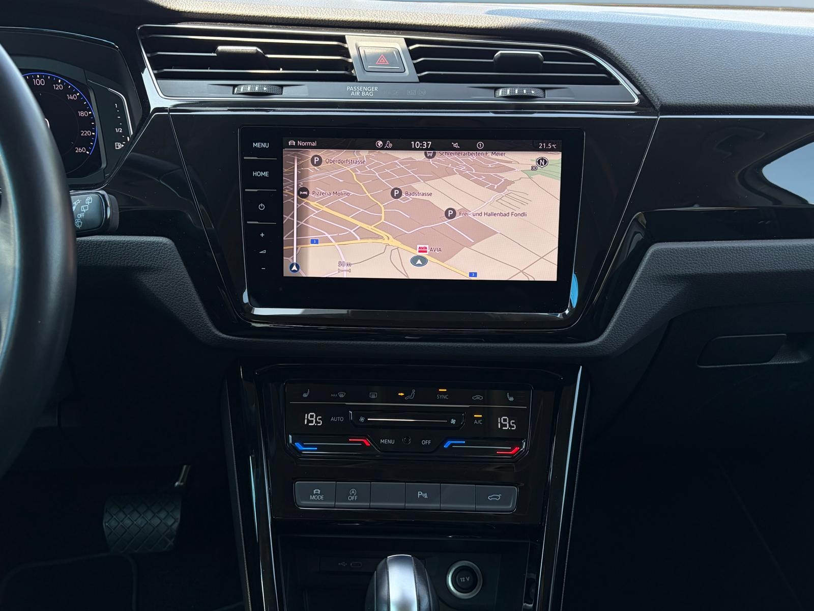 VW Touran 2.0 TDI BlueMotion Technology Highline DSG * Top Ausstattung * *Top Zustand*-image-7