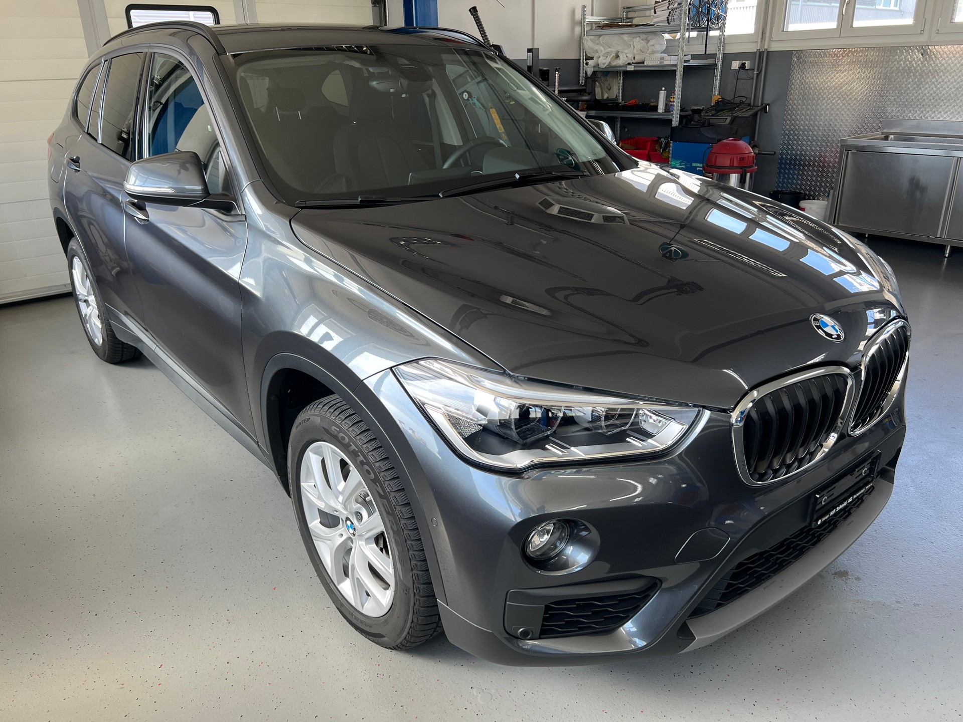 BMW X1 sDrive 18i Steptronic DSK-image-1