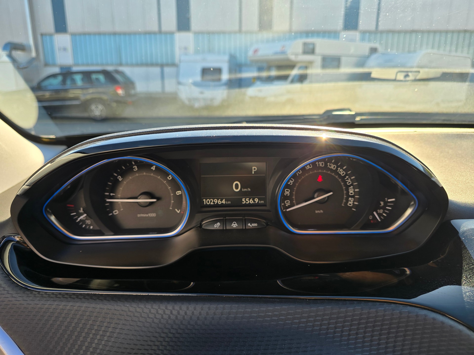 PEUGEOT 2008 1.6 VTI Active Automatic-image-11