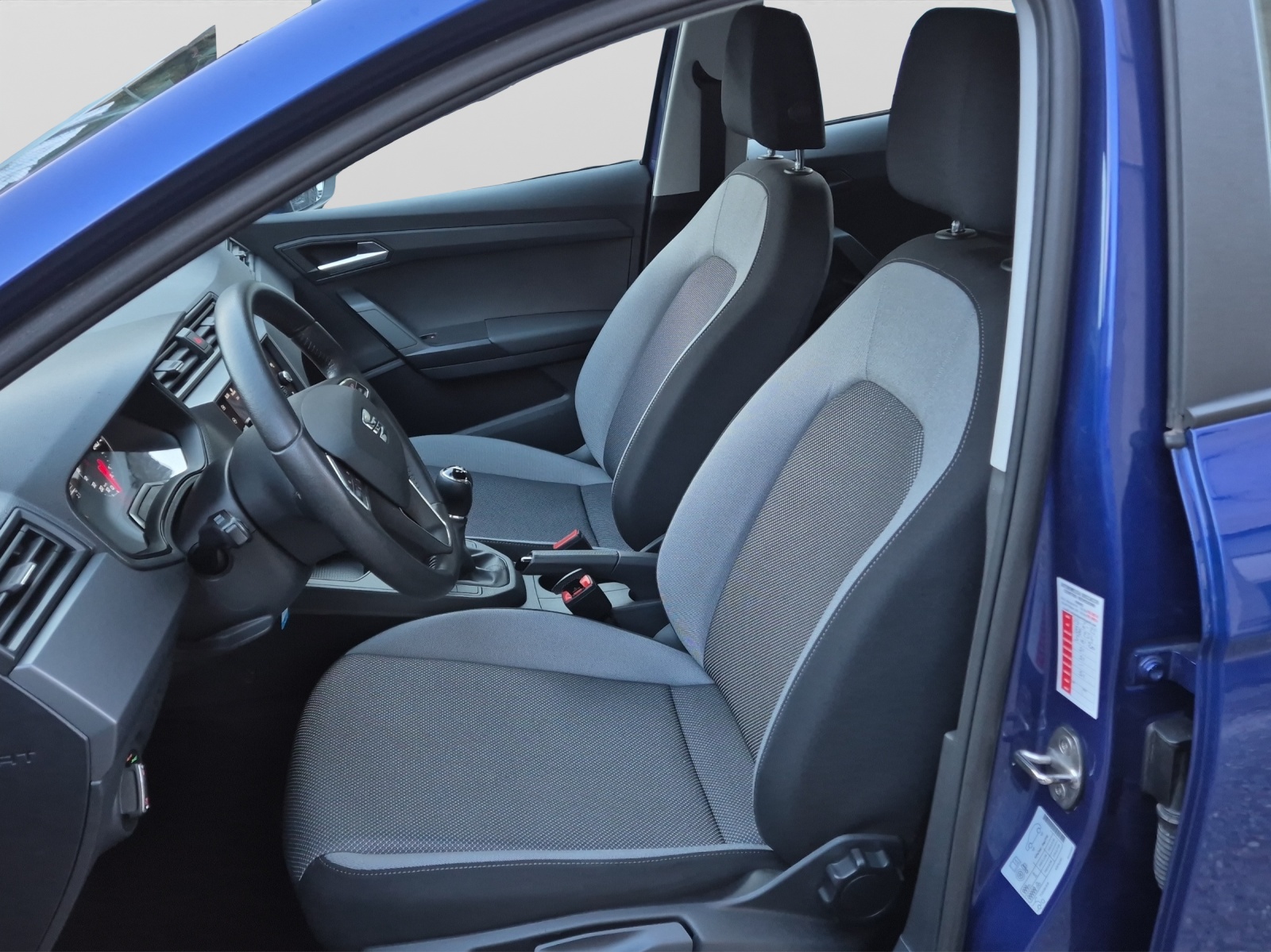 SEAT Ibiza 1.0 EcoTSI Reference-image-11