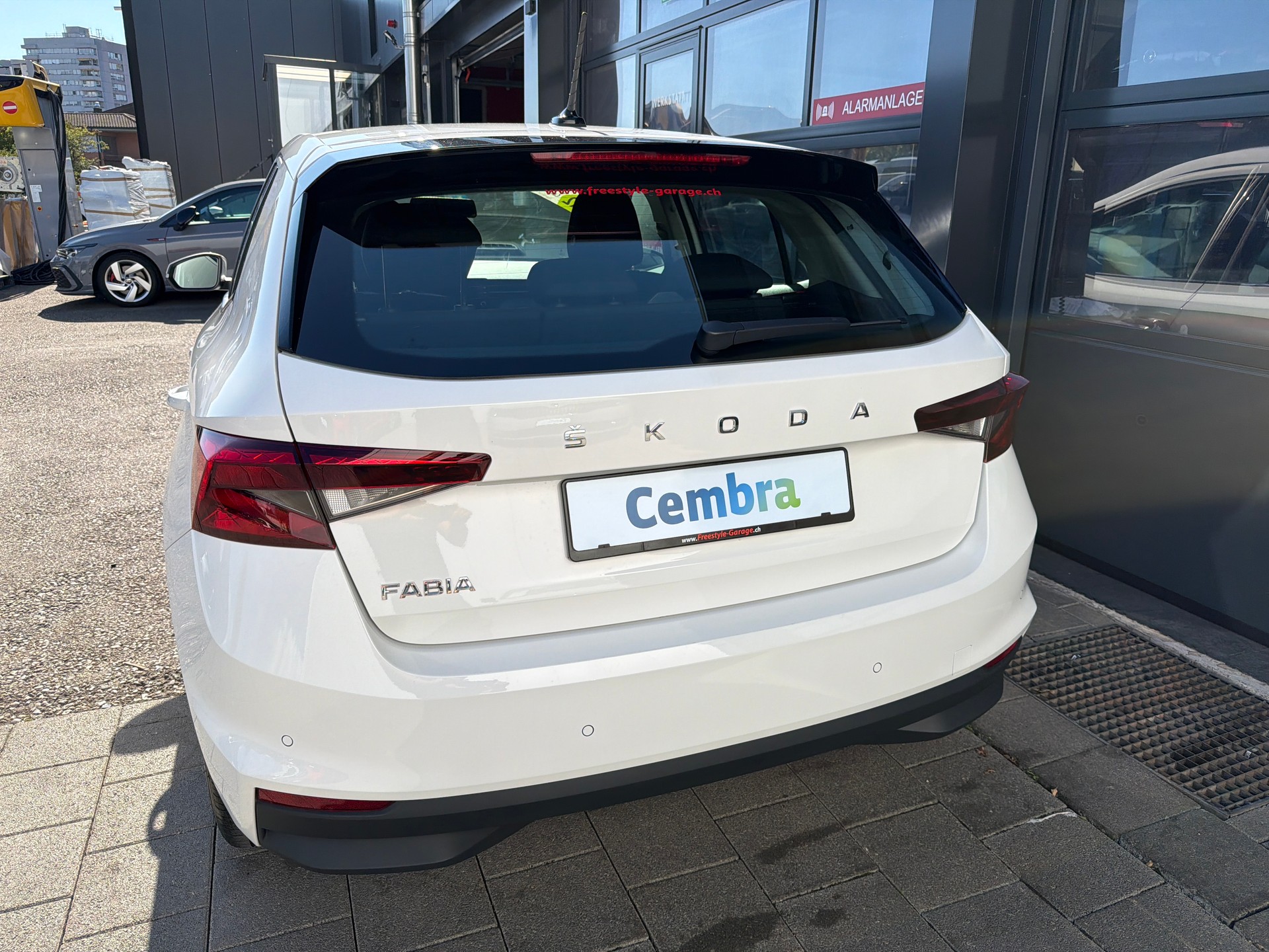 SKODA Fabia 1.0 MPI Active-image-4