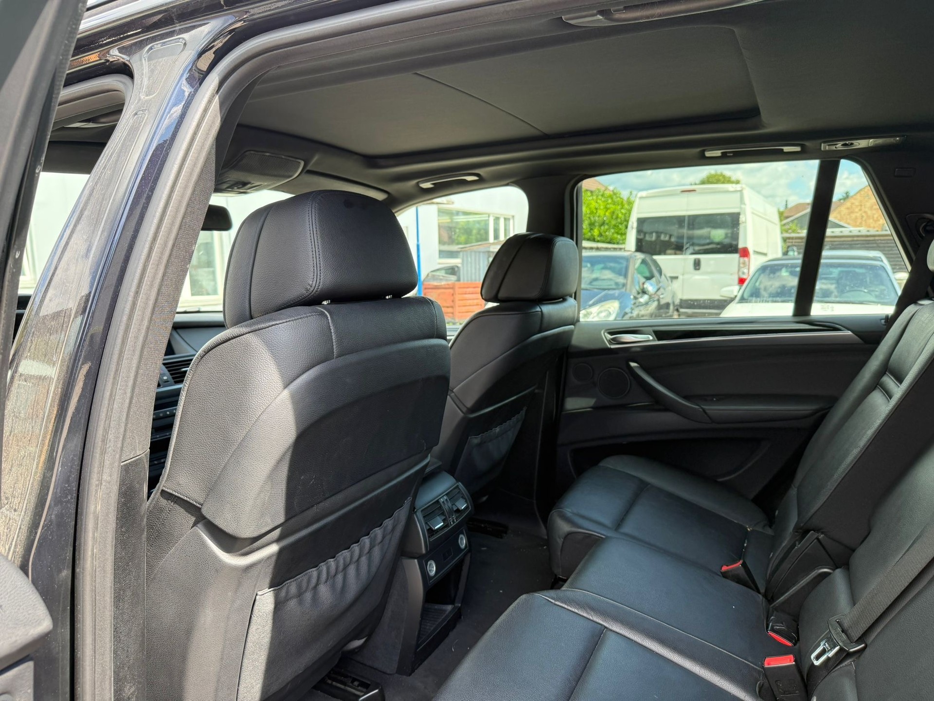 BMW X5 xDrive 40d Steptronic-image-13