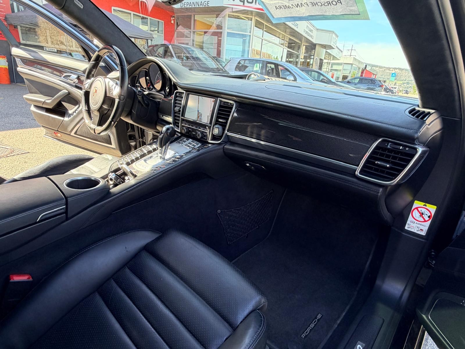 PORSCHE Panamera Turbo 4.8 PDK-image-8