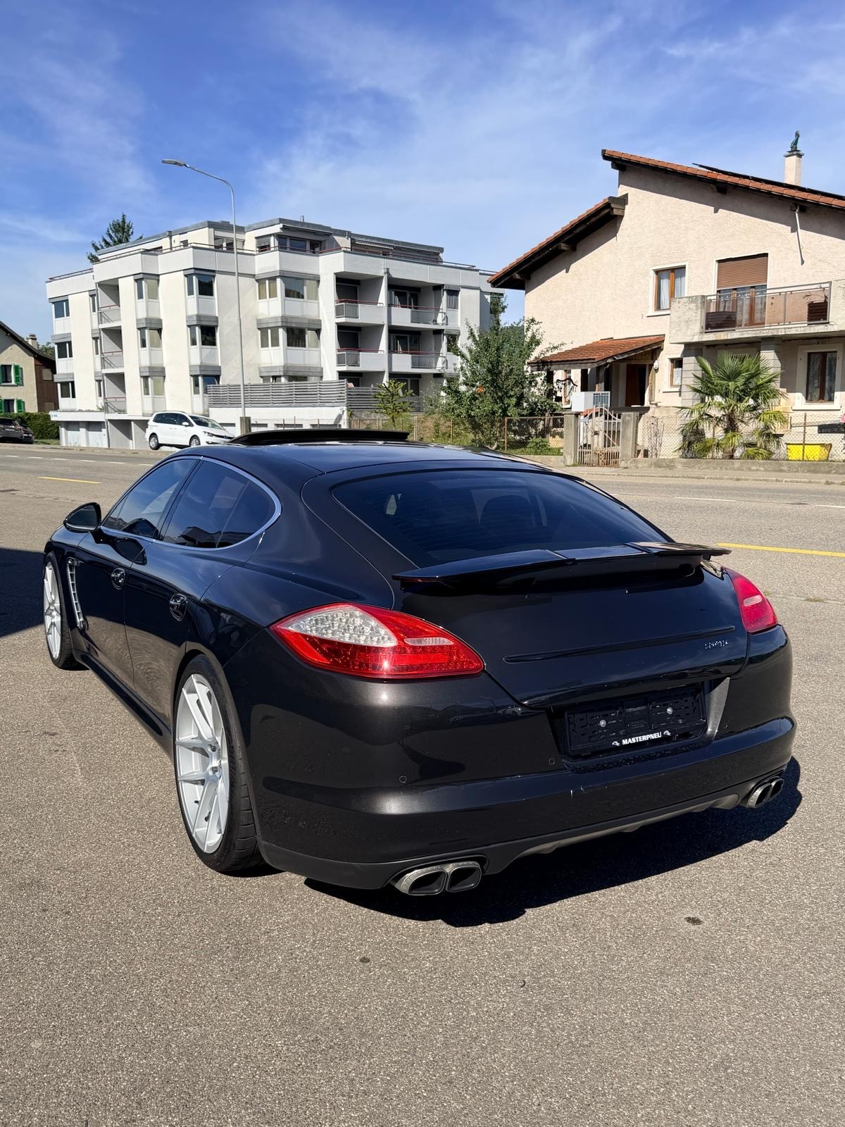 PORSCHE Panamera Turbo 4.8 PDK-image-3