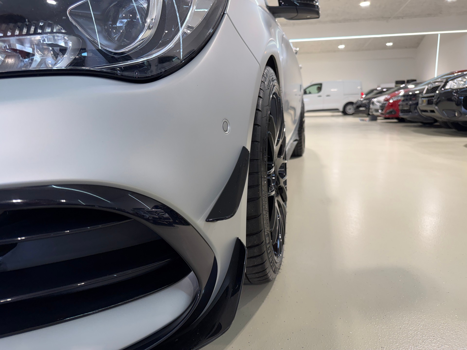 MERCEDES-BENZ CLA Shooting Brake 45 AMG 4Matic Speedshift-image-12