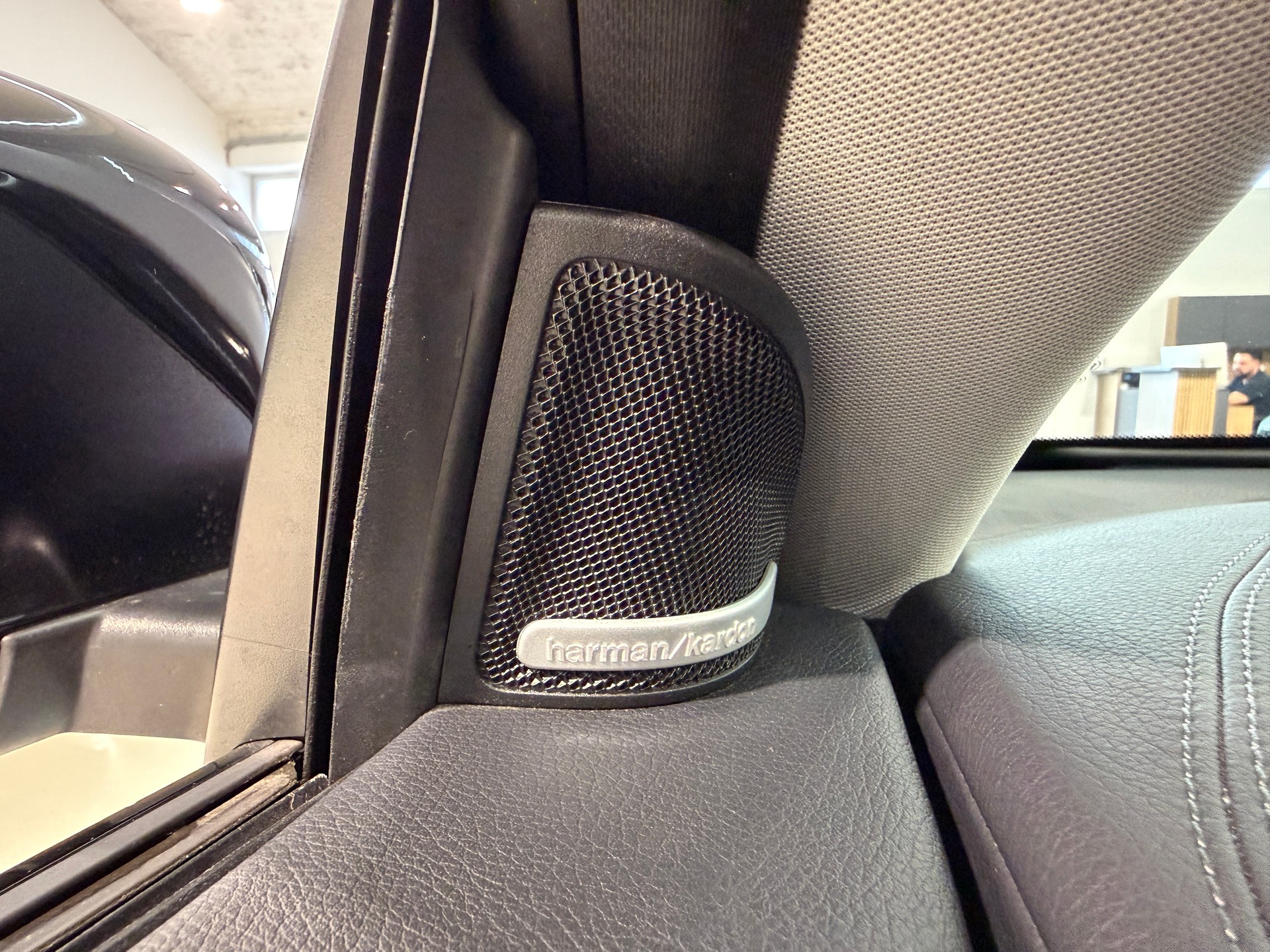 MERCEDES-BENZ CLA Shooting Brake 45 AMG 4Matic Speedshift-image-16